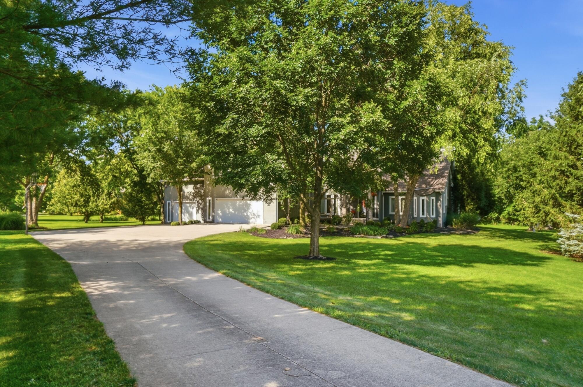 8100 Mitchell Dewitt Road