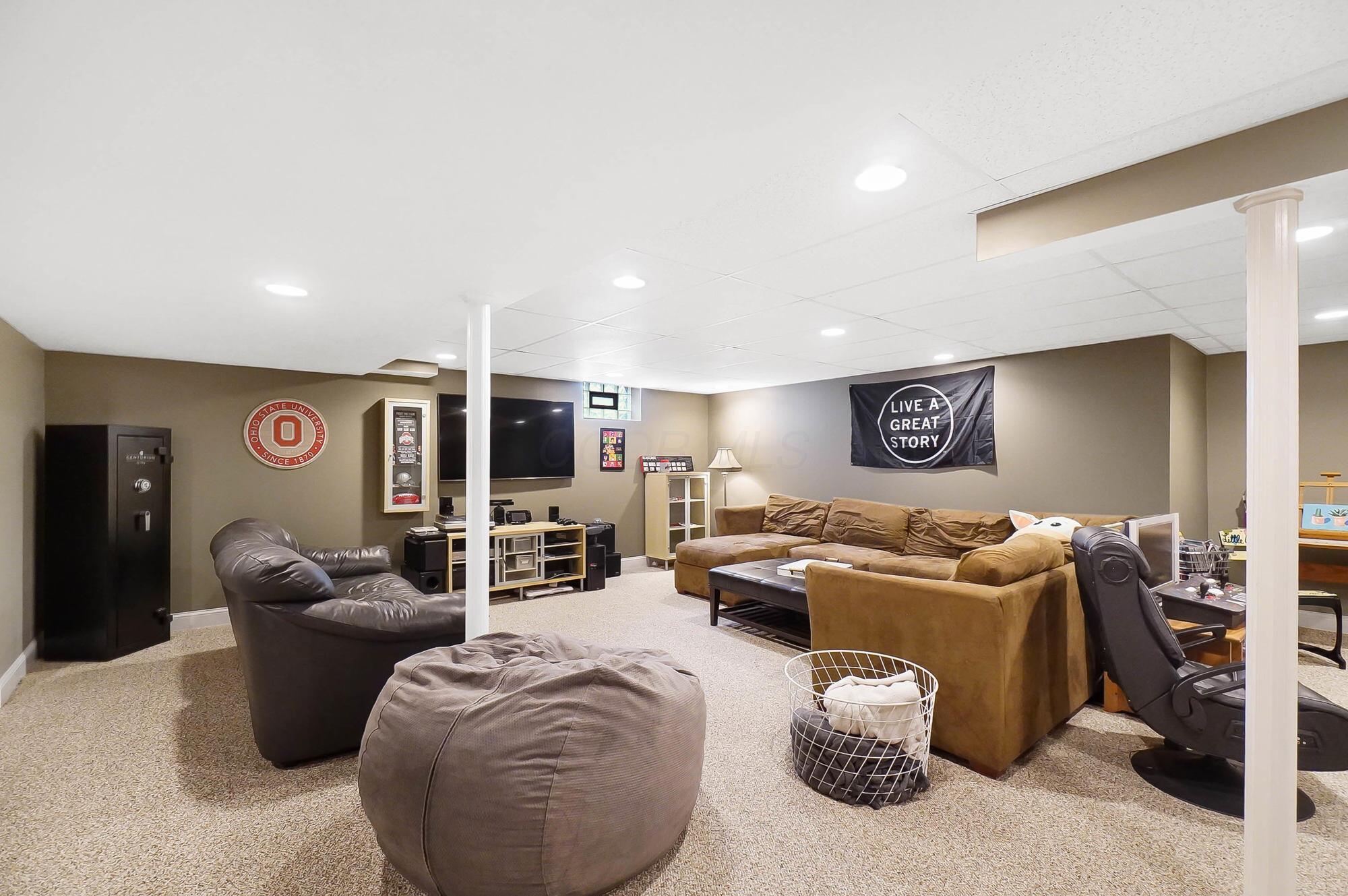 8100 Mitchell Dewitt Road