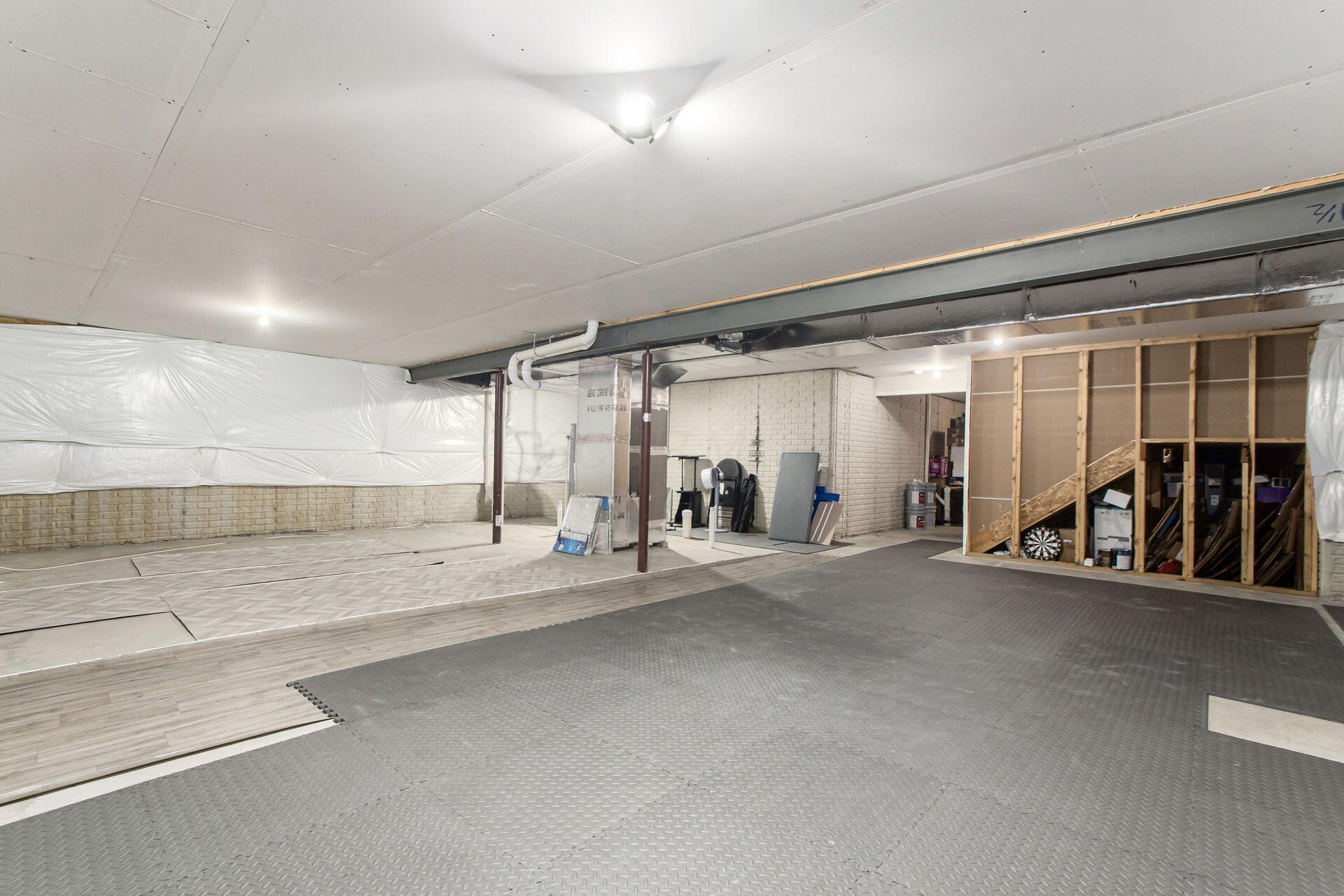 11658 Orchid Hill Drive