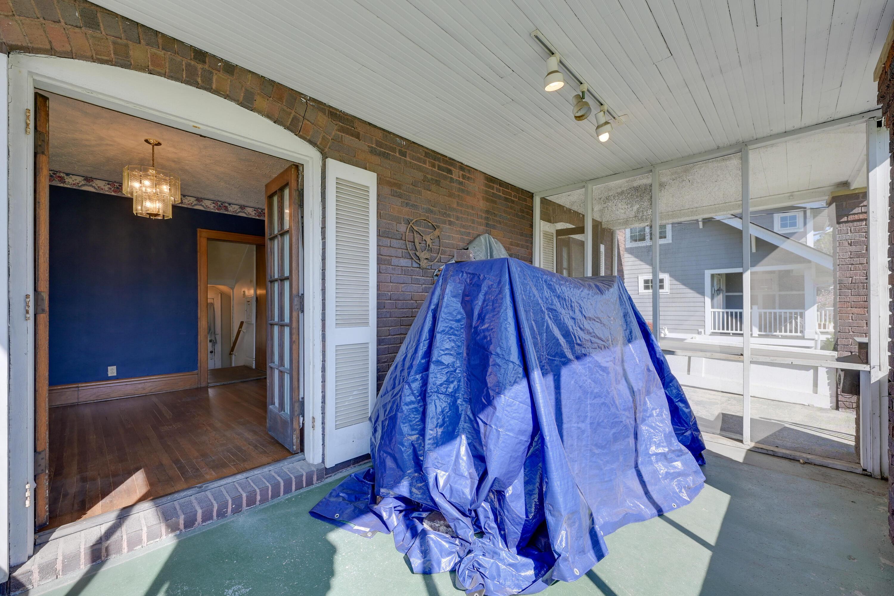 1129 Grandview Avenue