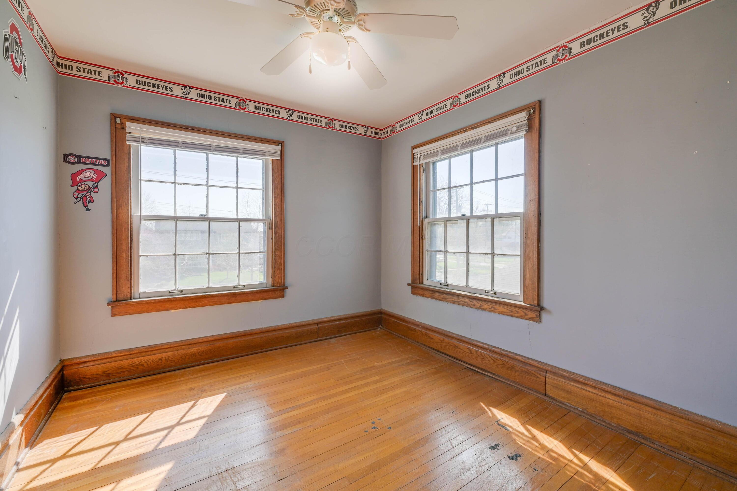 1129 Grandview Avenue