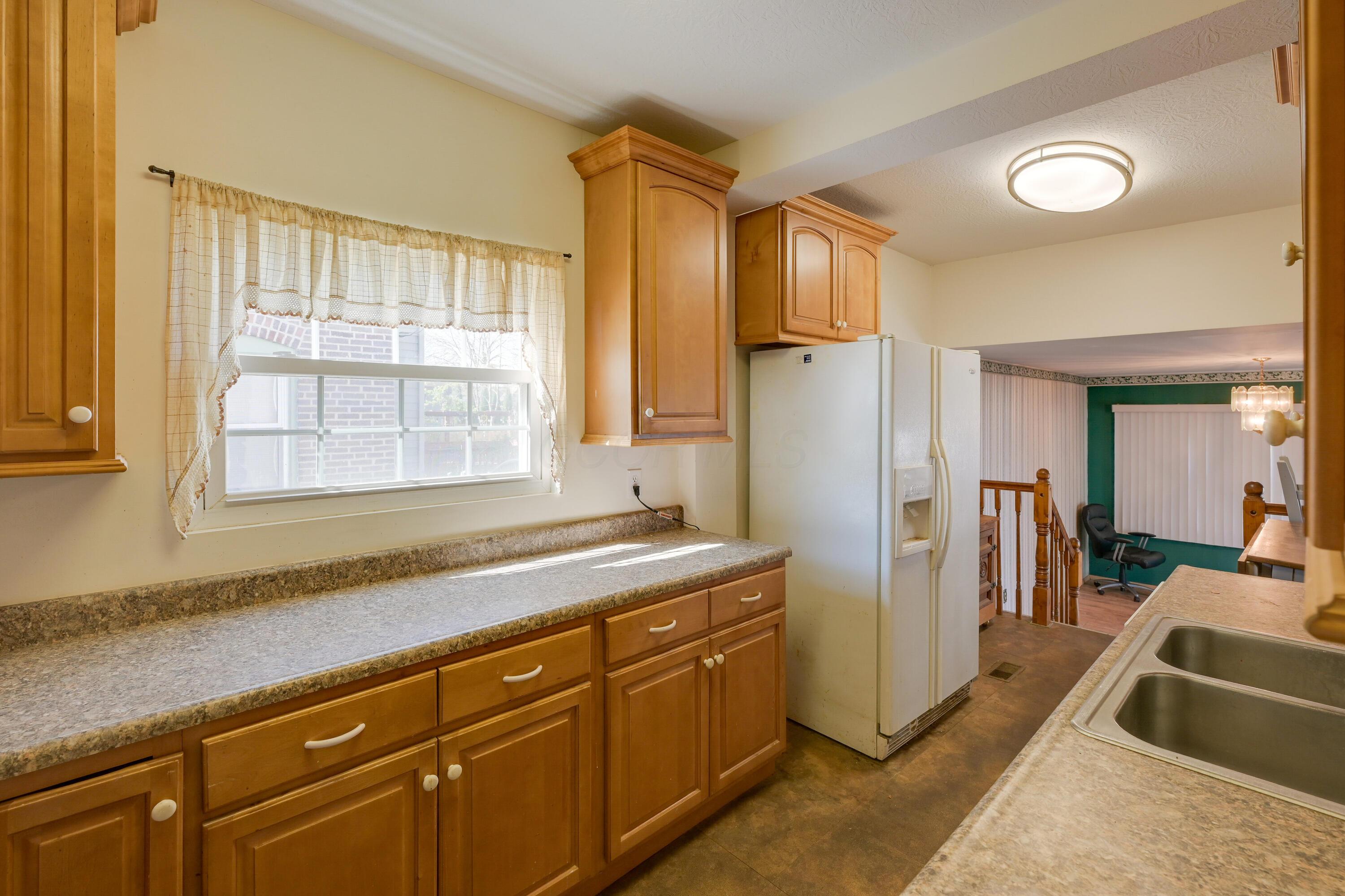 1129 Grandview Avenue