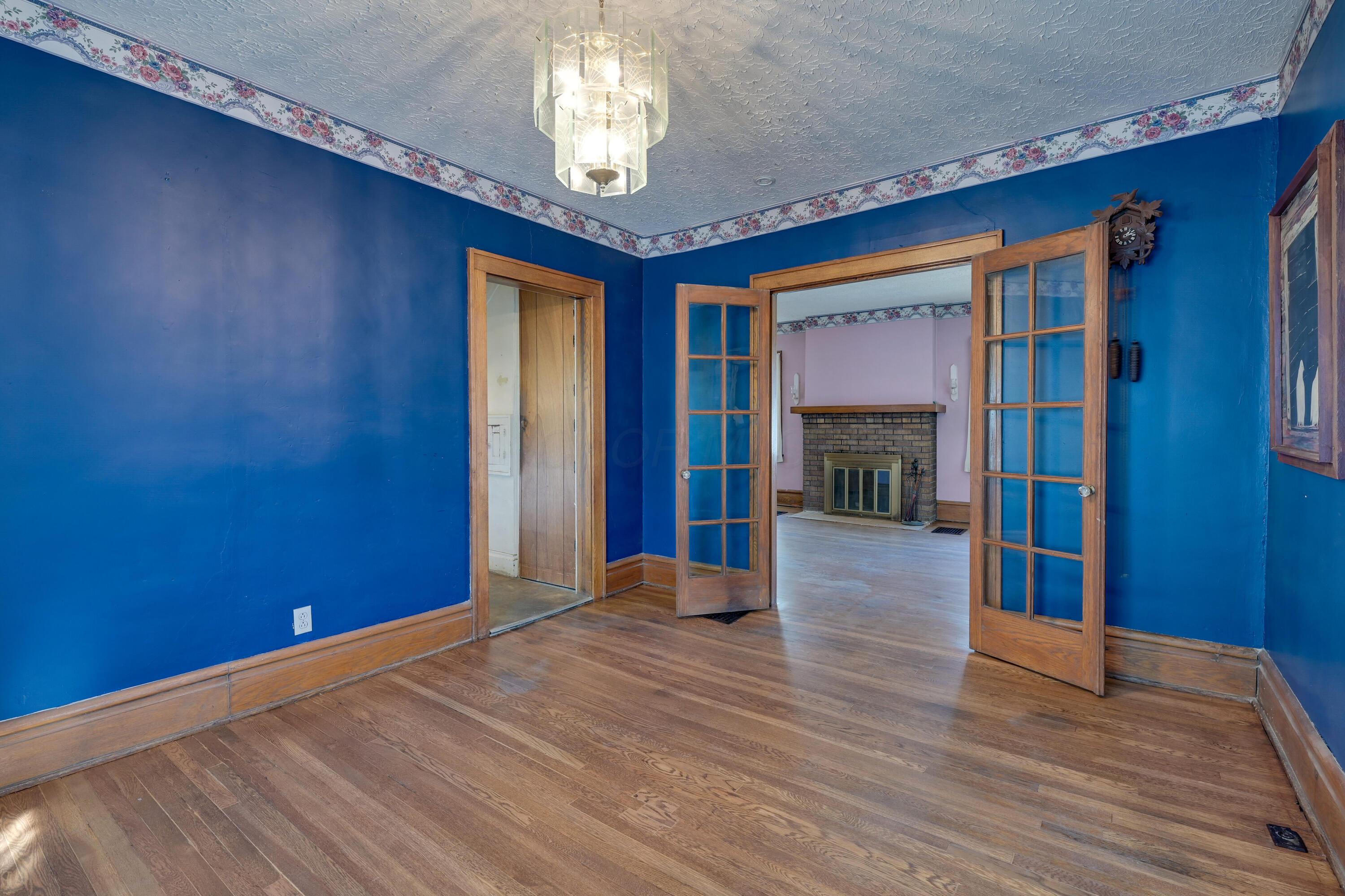 1129 Grandview Avenue