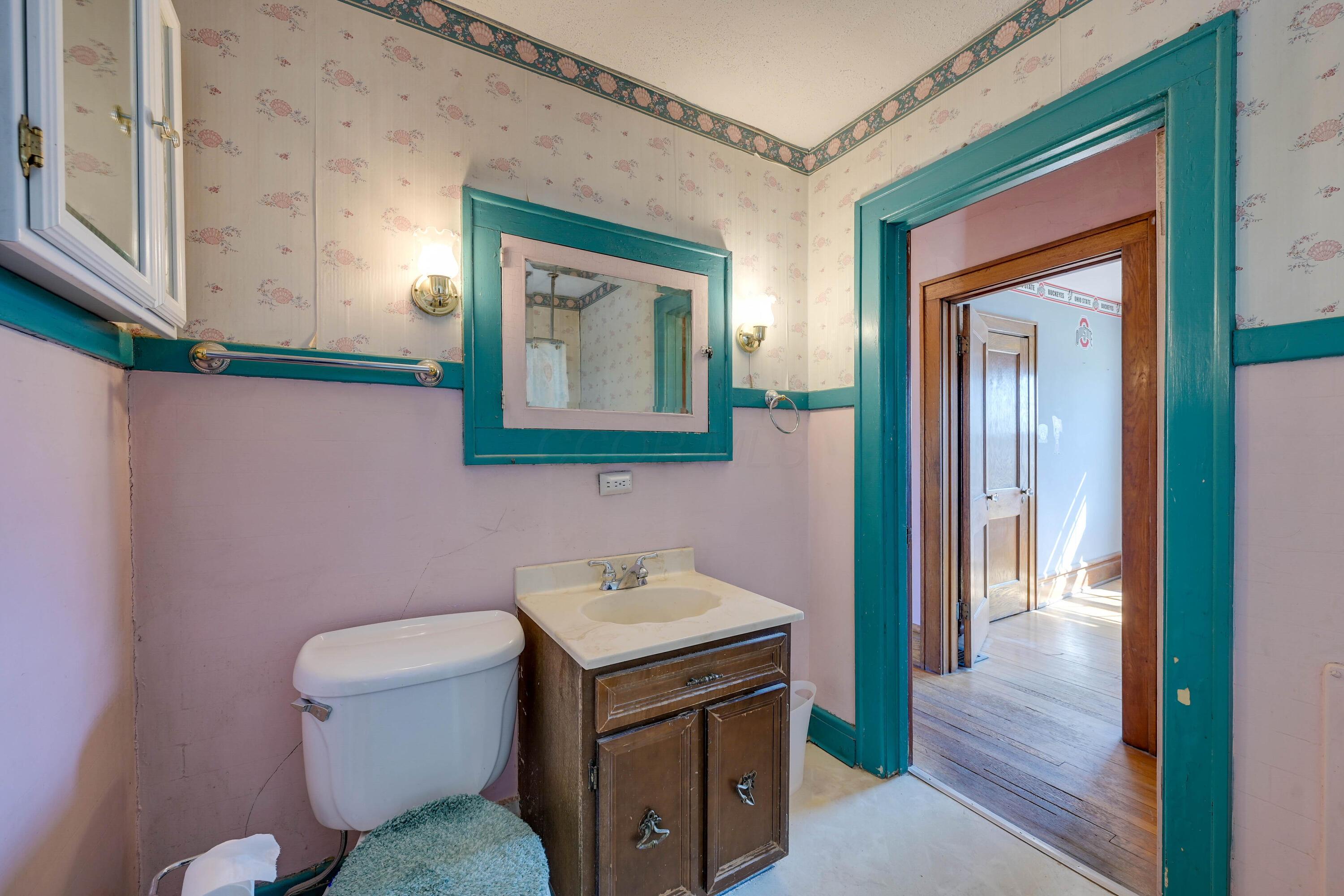 1129 Grandview Avenue