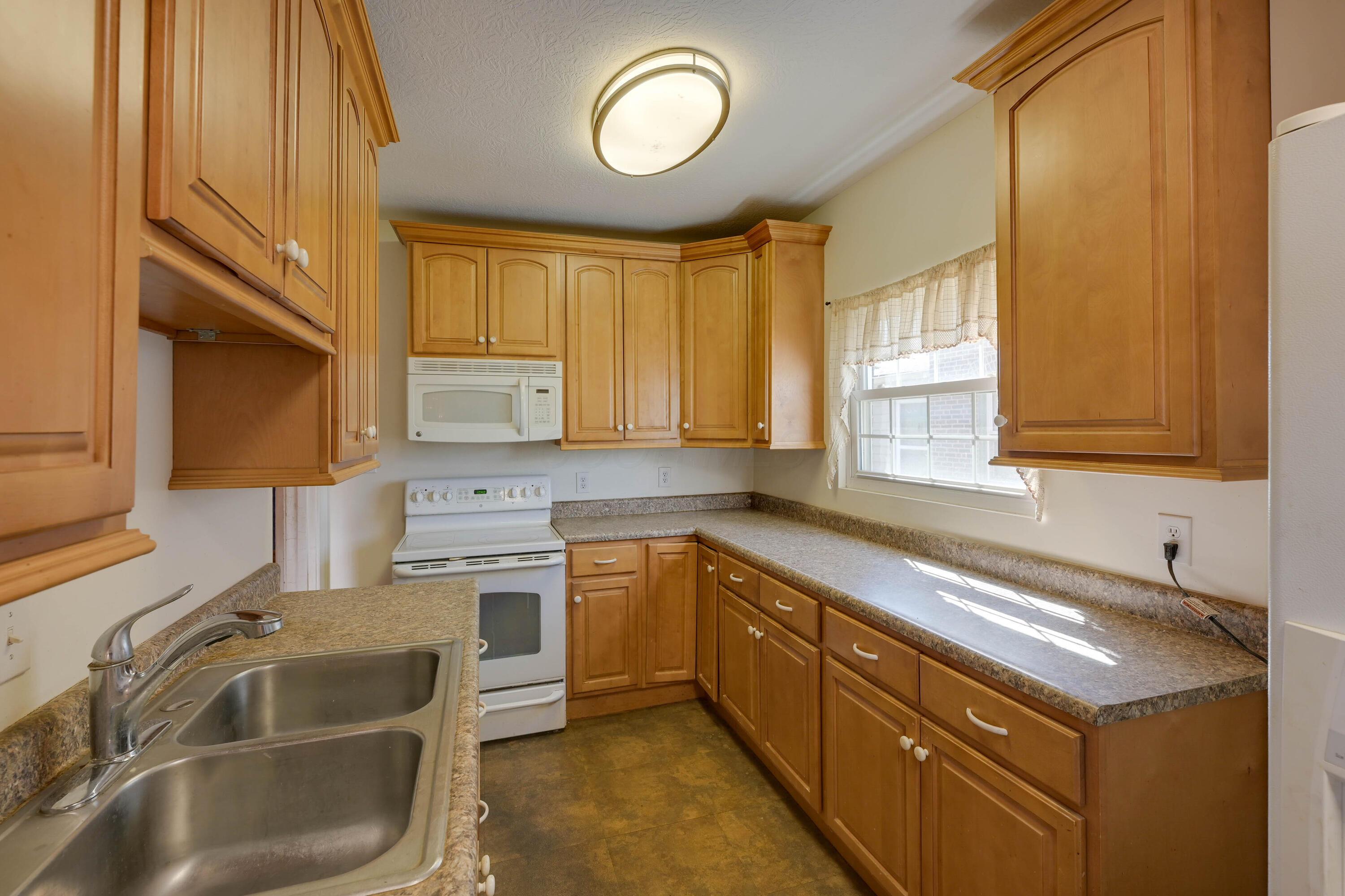 1129 Grandview Avenue