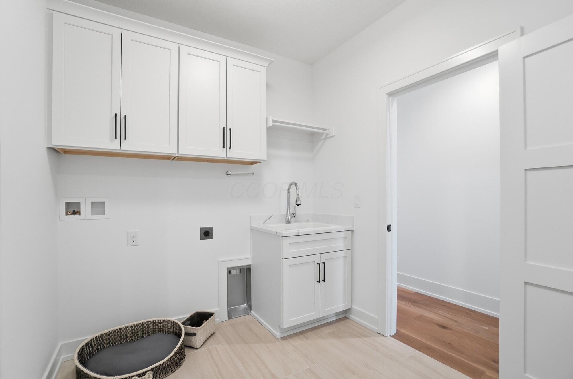 11328 Gold Finch Drive