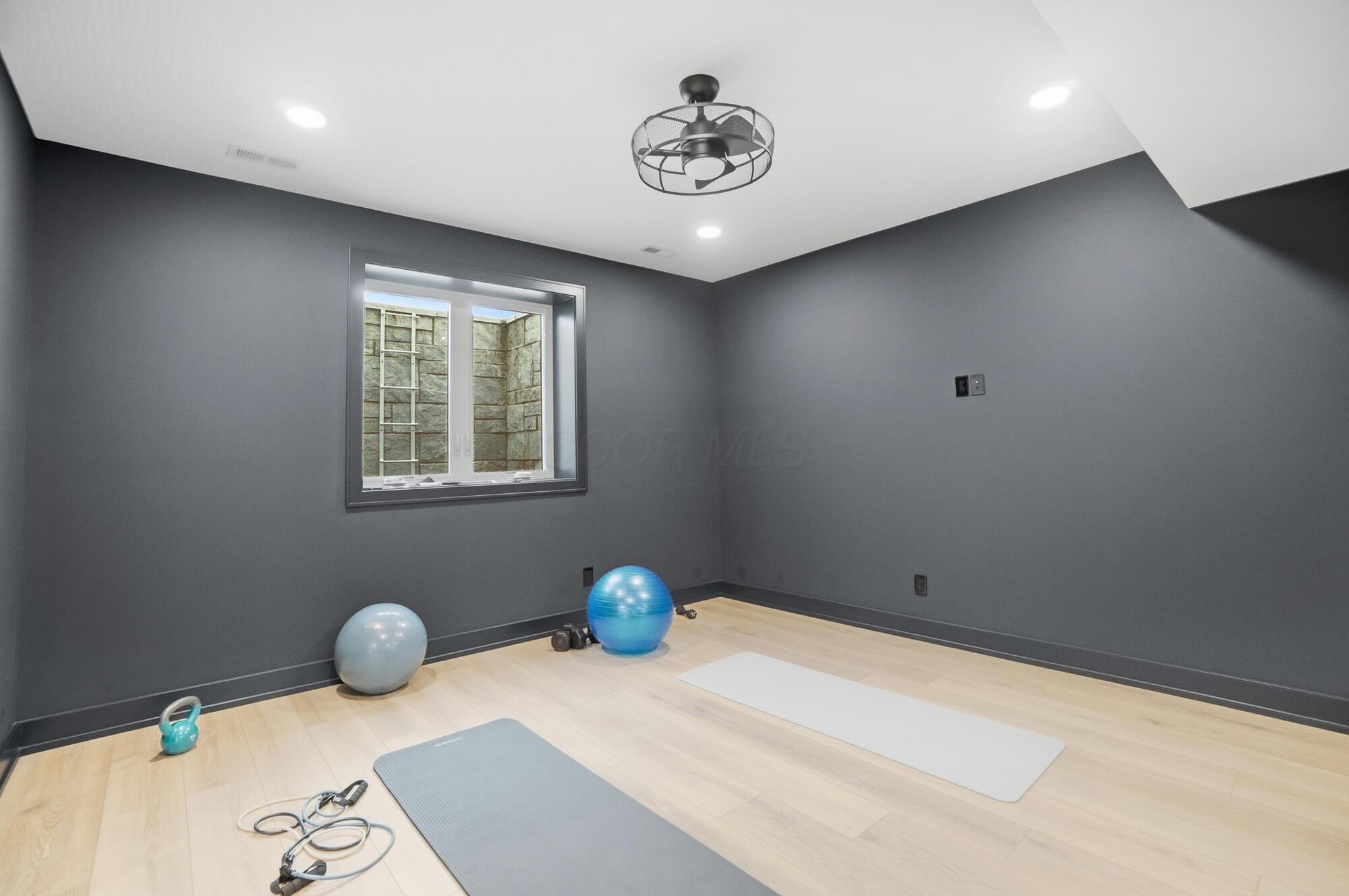 11328 Gold Finch Drive