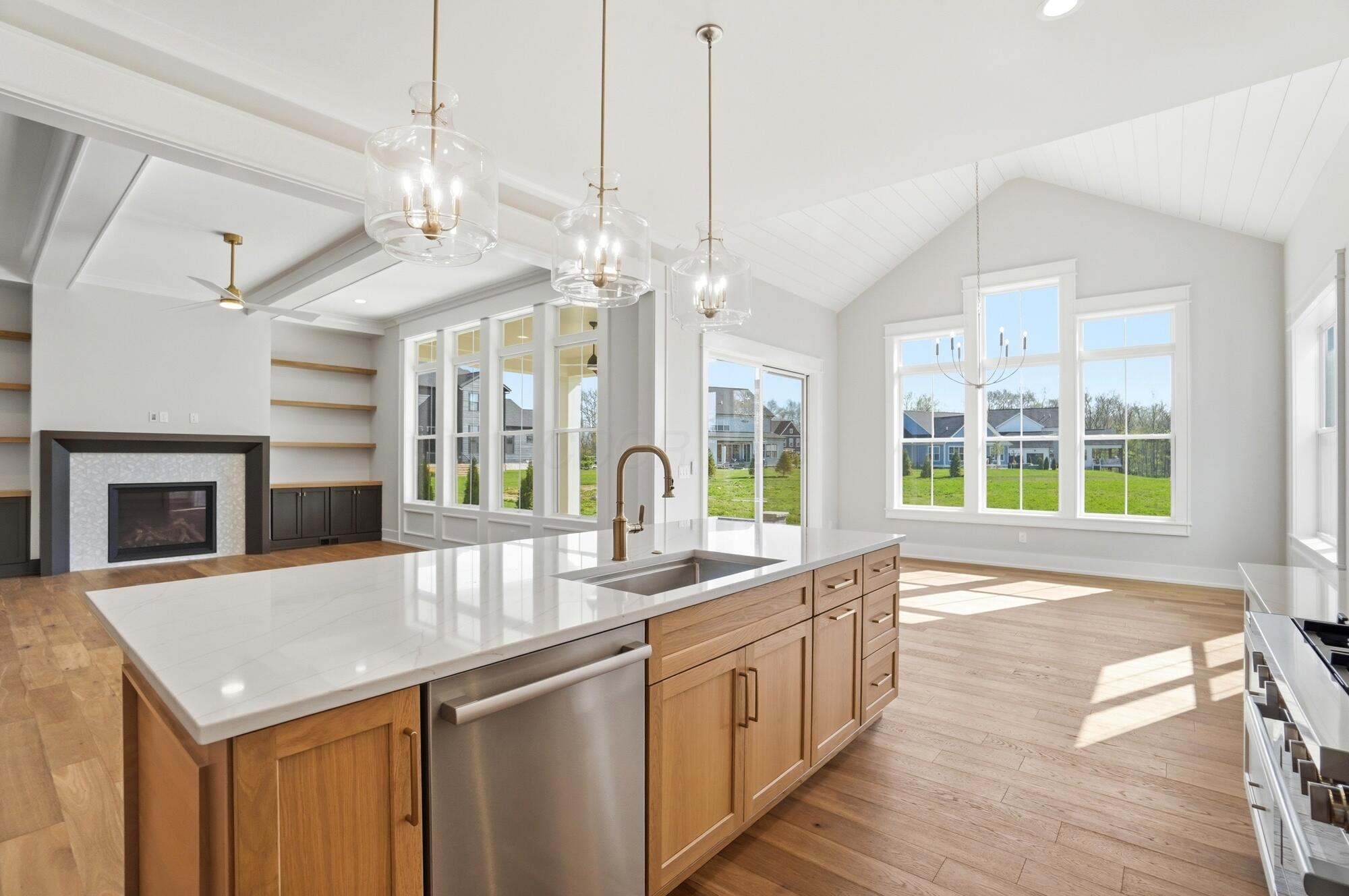 11376 Gold Finch Drive