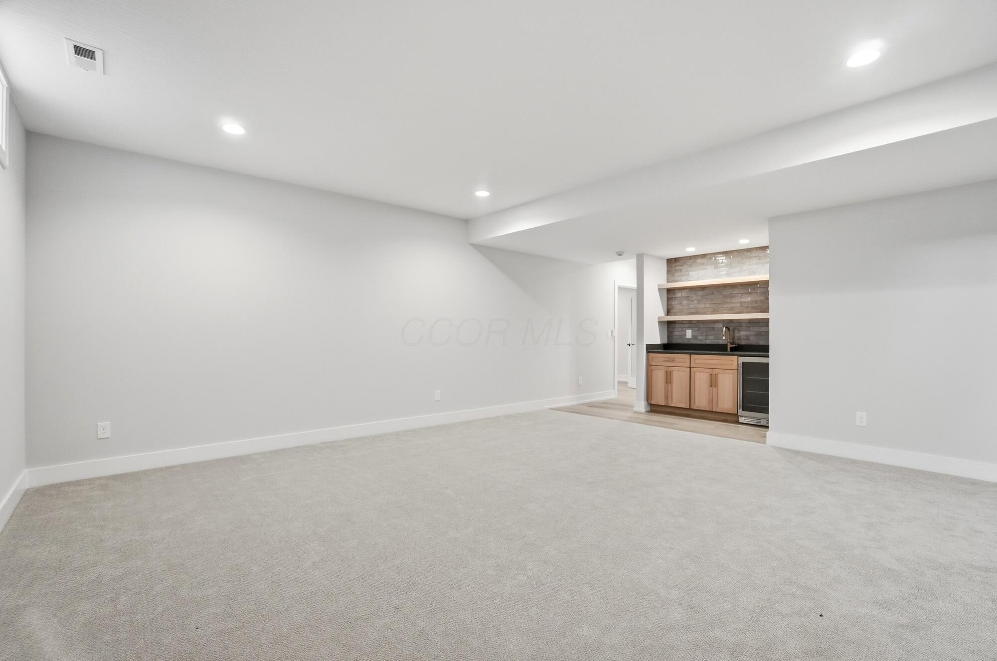 11376 Gold Finch Drive