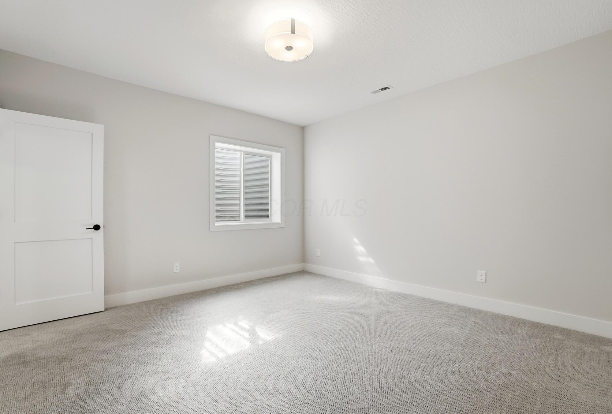 11376 Gold Finch Drive