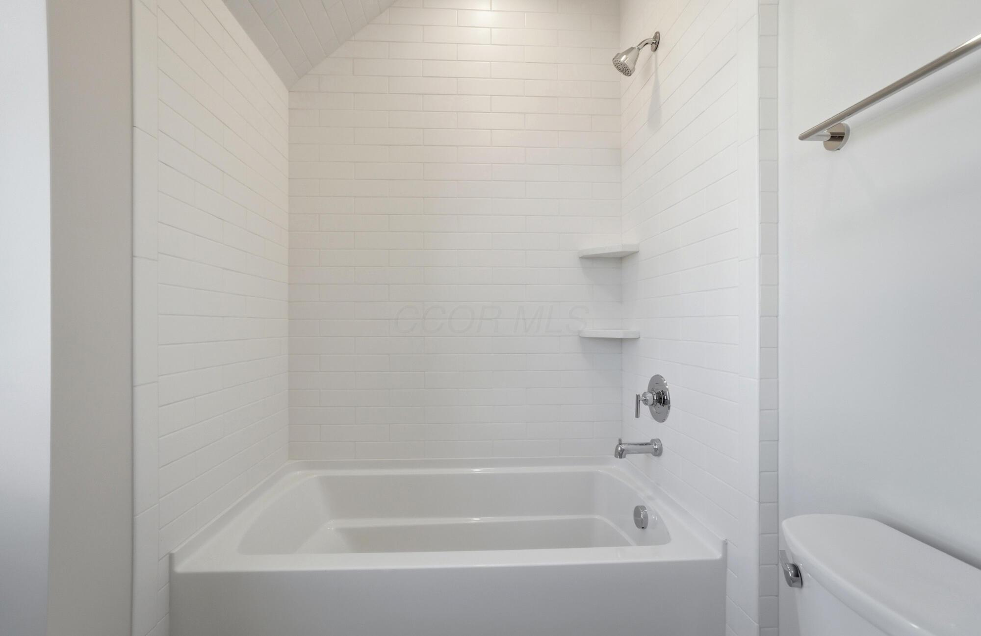 11376 Gold Finch Drive