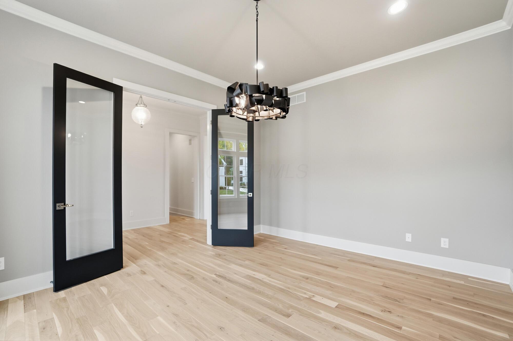8211 Canopy Glen Drive