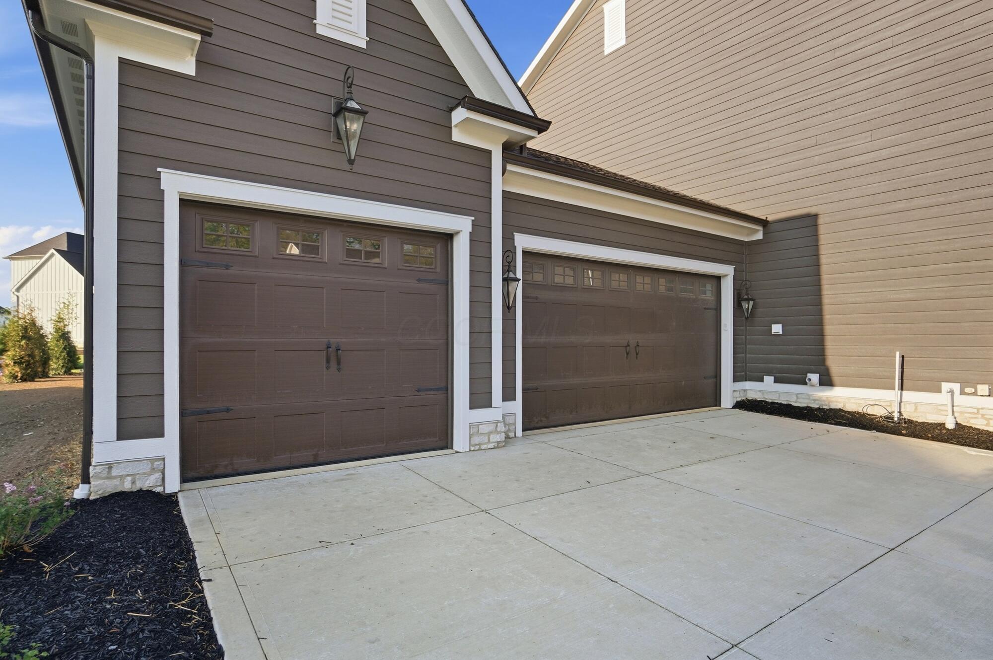 8211 Canopy Glen Drive