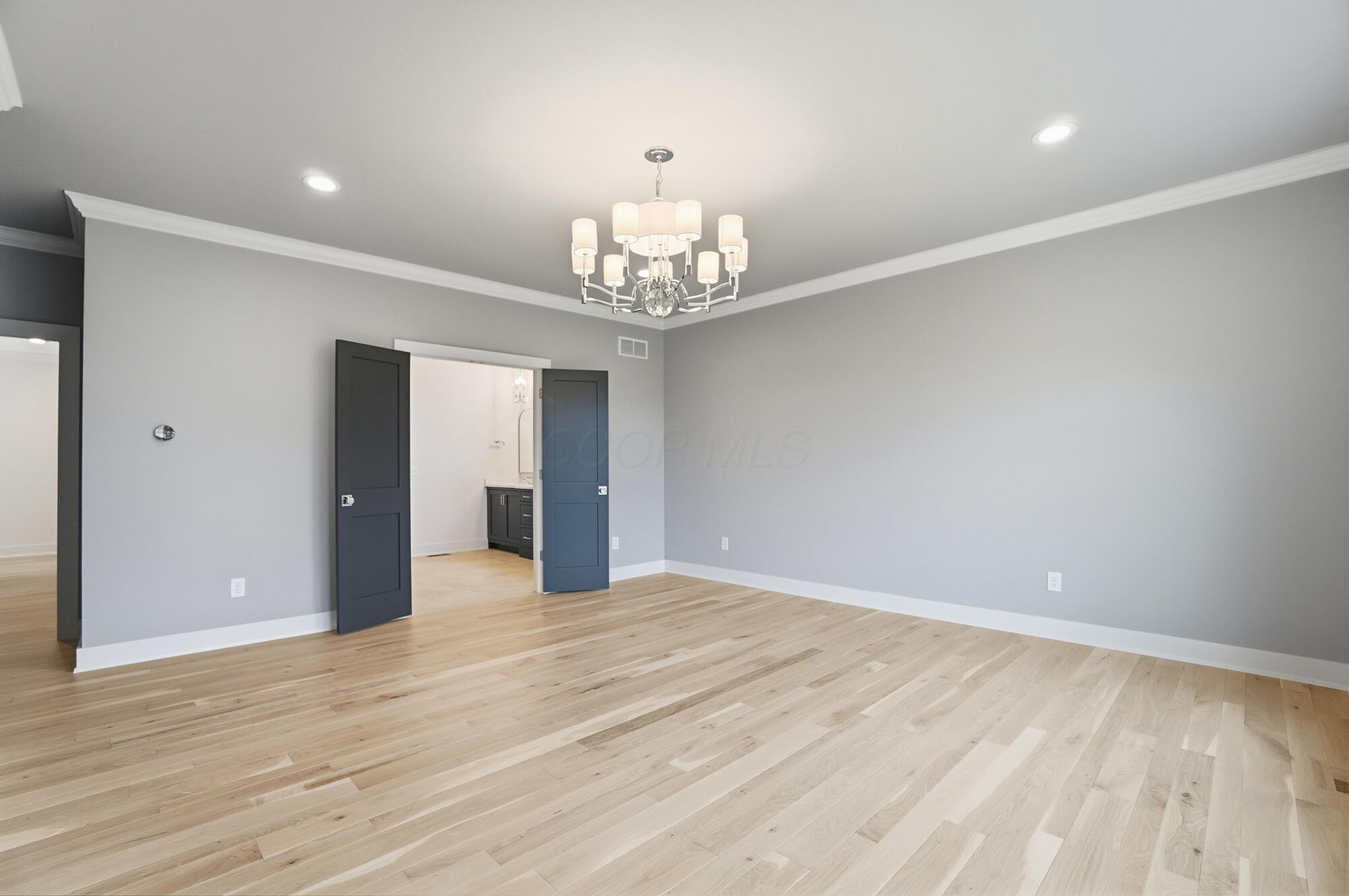 8211 Canopy Glen Drive