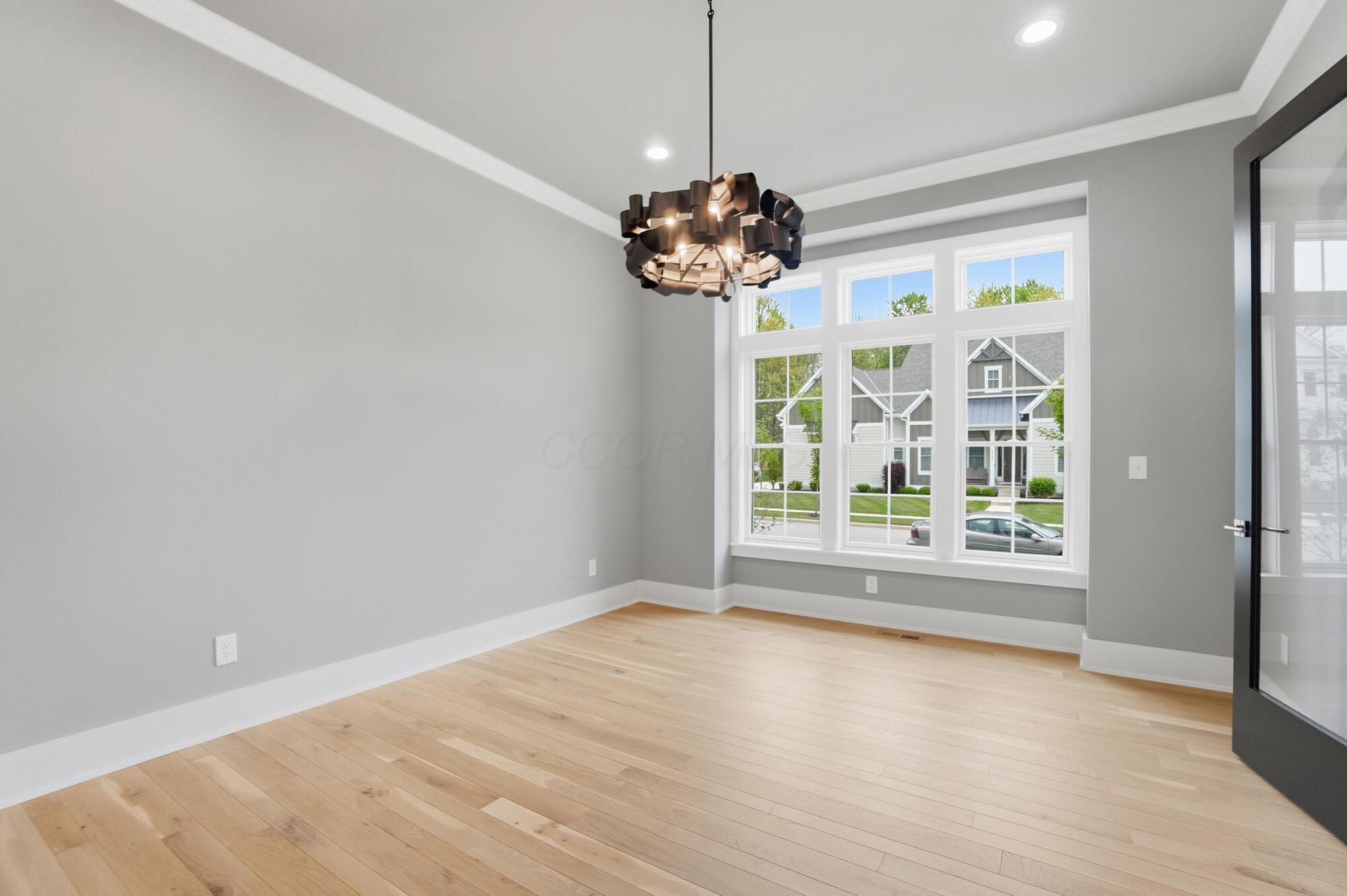 8211 Canopy Glen Drive