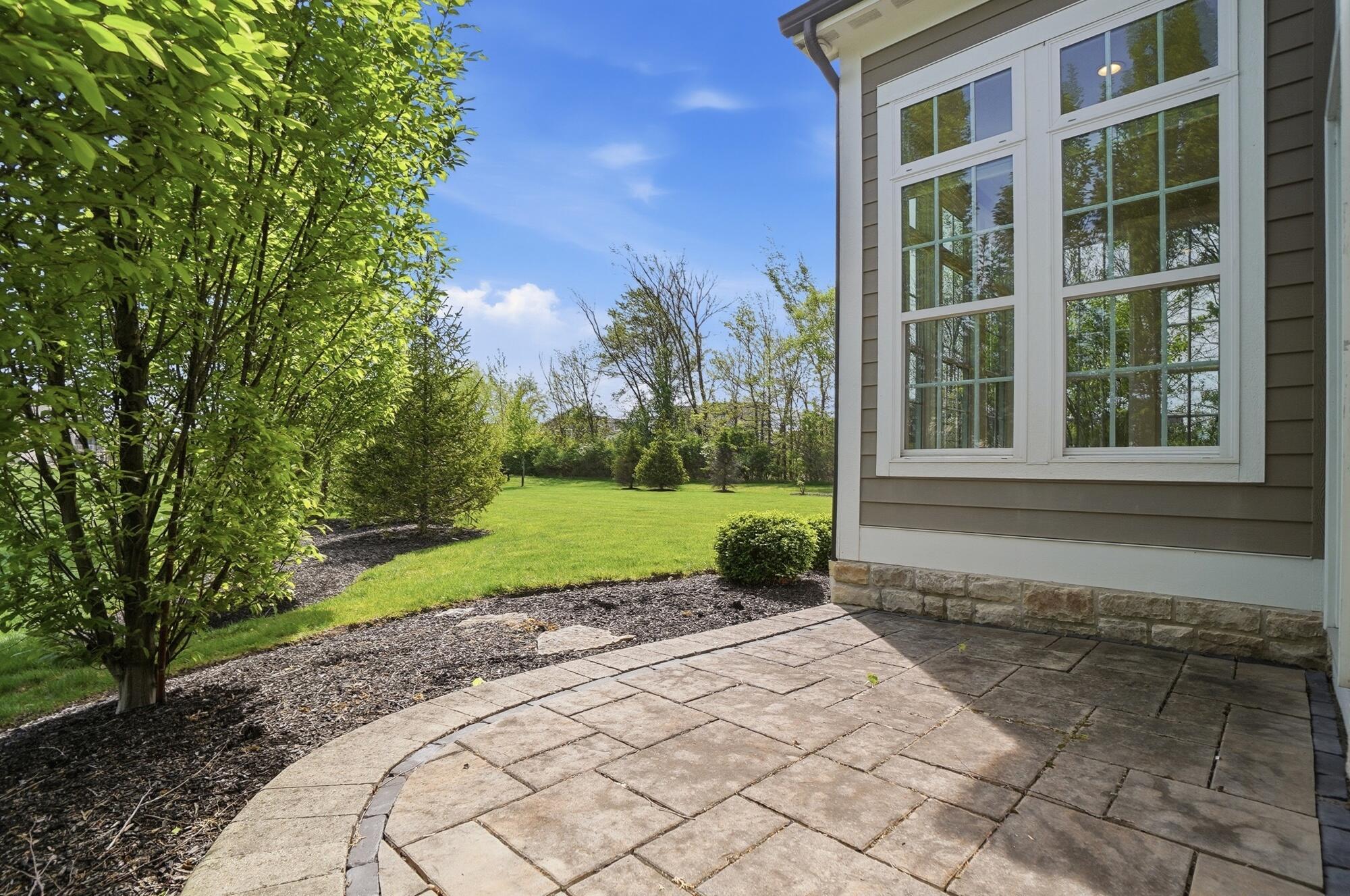 10754 Arrowwood Drive