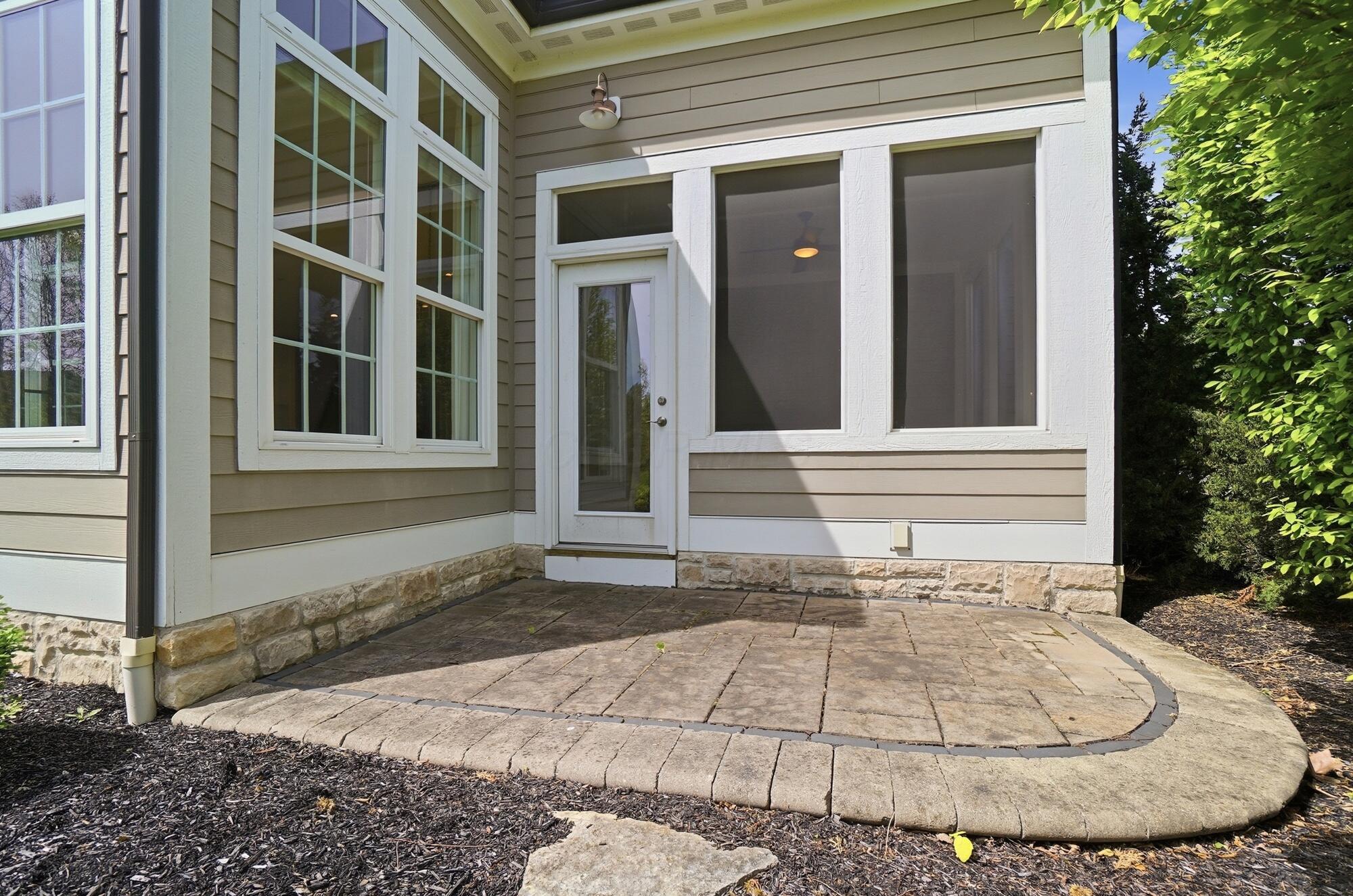 10754 Arrowwood Drive