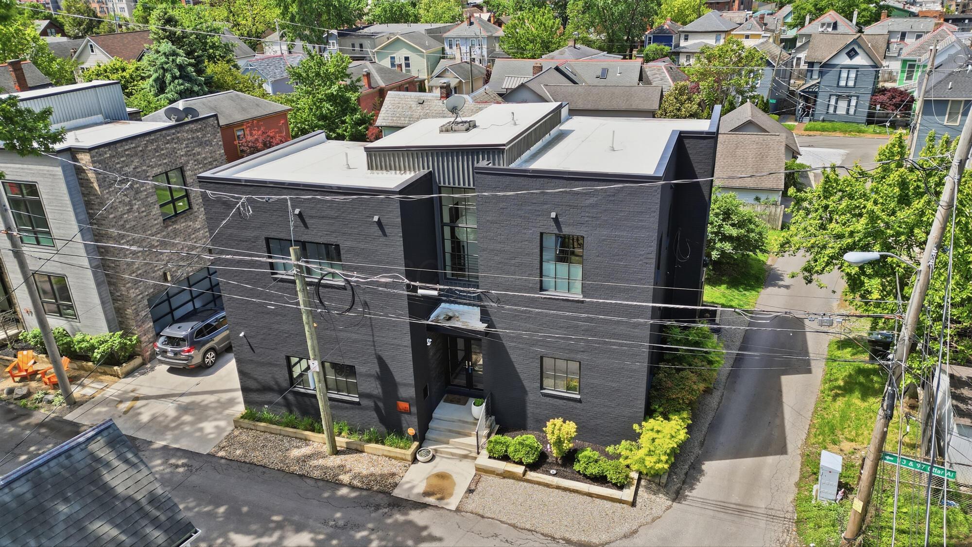 93 Ottar Alley