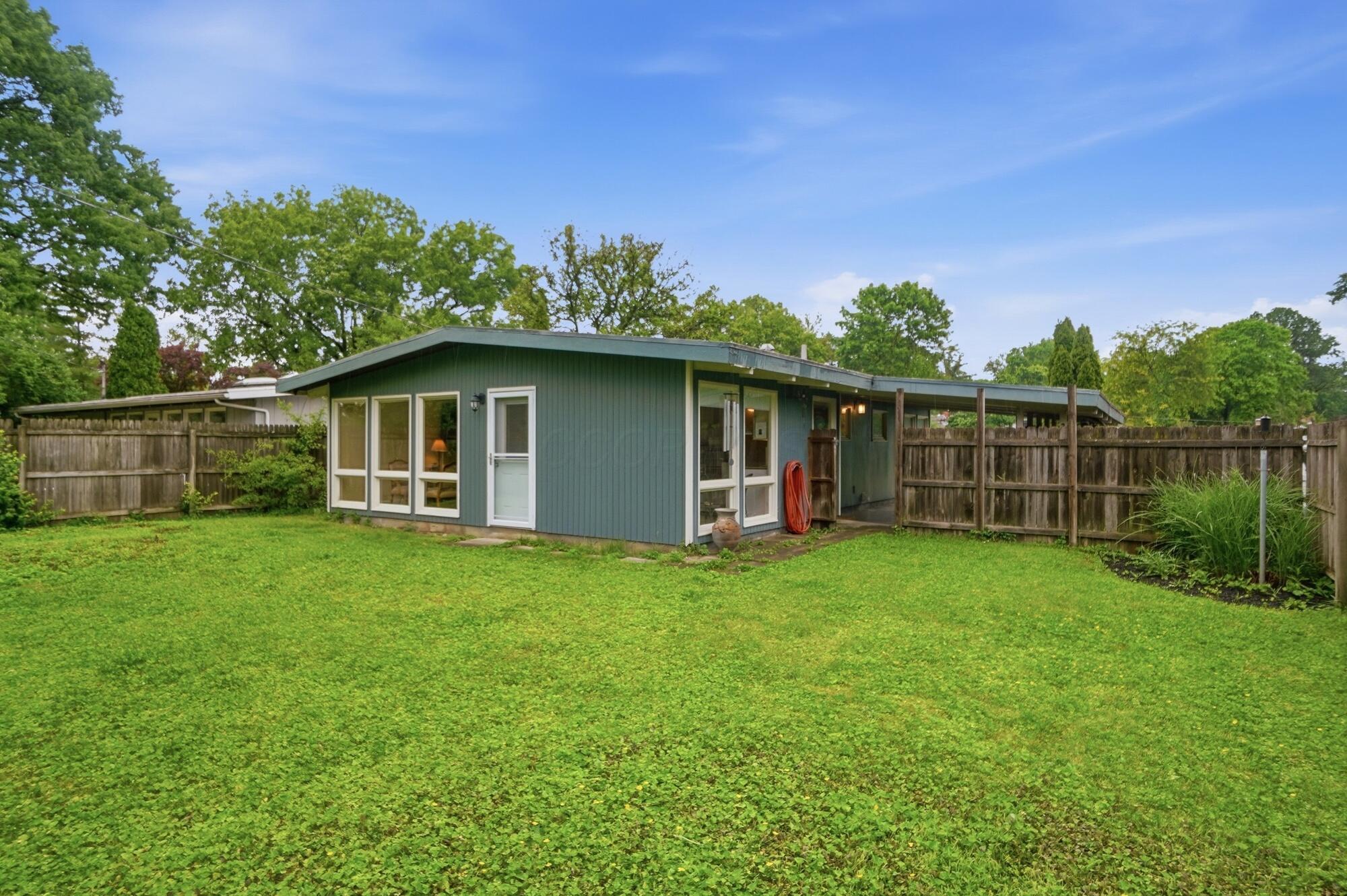 2451 Edgevale Road