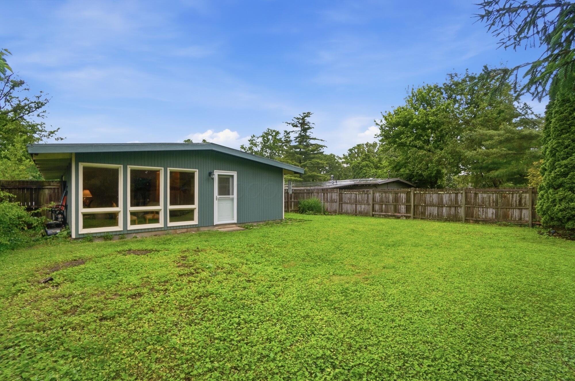 2451 Edgevale Road