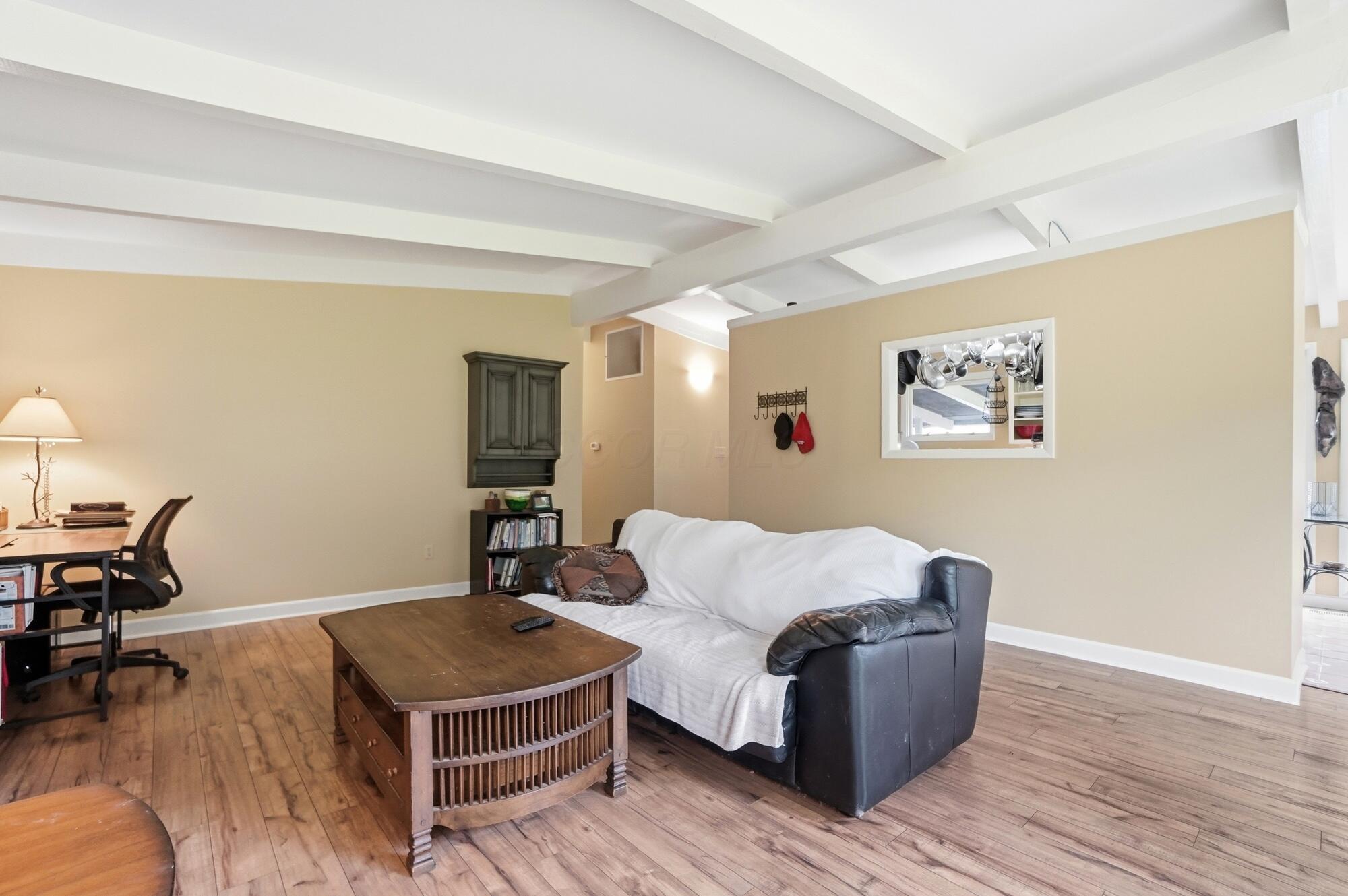 2451 Edgevale Road