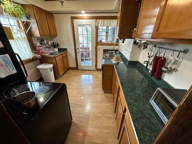 148-150 Clinton Heights Avenue, 148-150