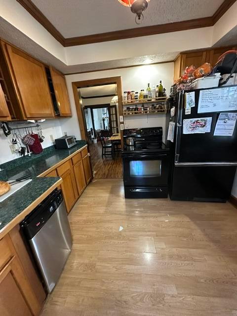 148-150 Clinton Heights Avenue, 148-150
