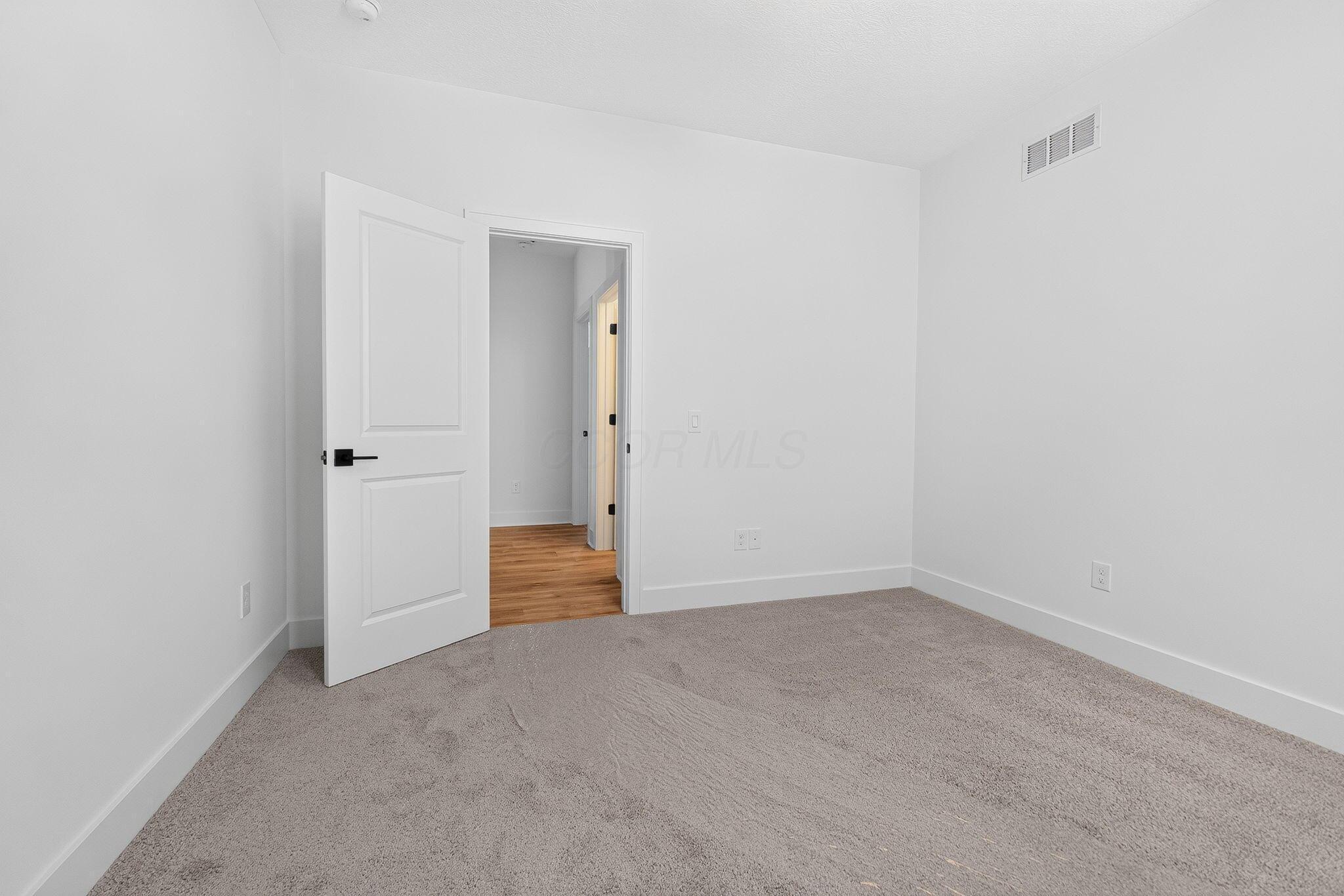 2048 Leopold Drive
