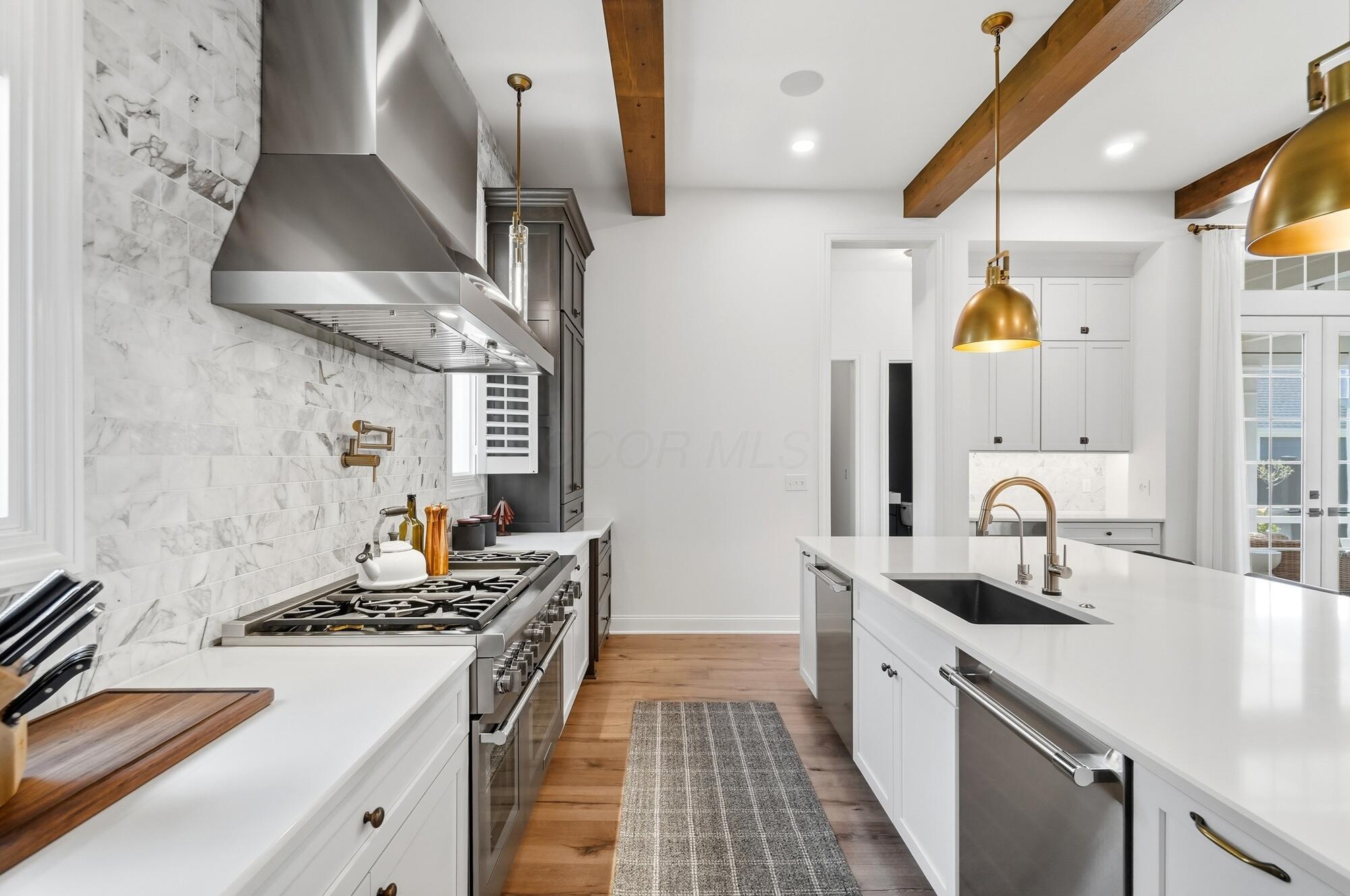 5565 Evans Farm Drive