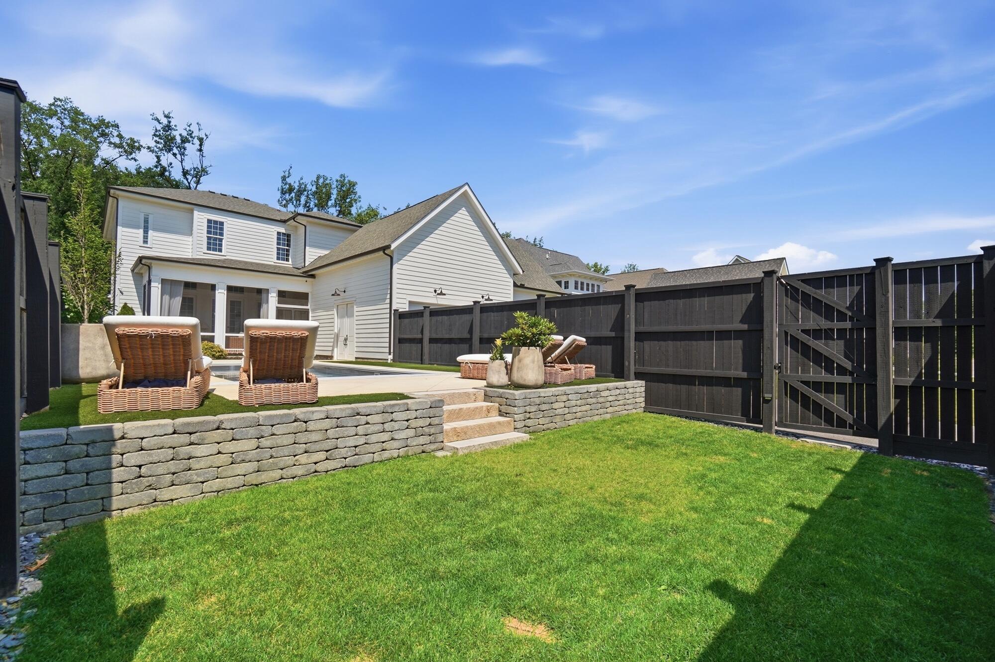 5565 Evans Farm Drive