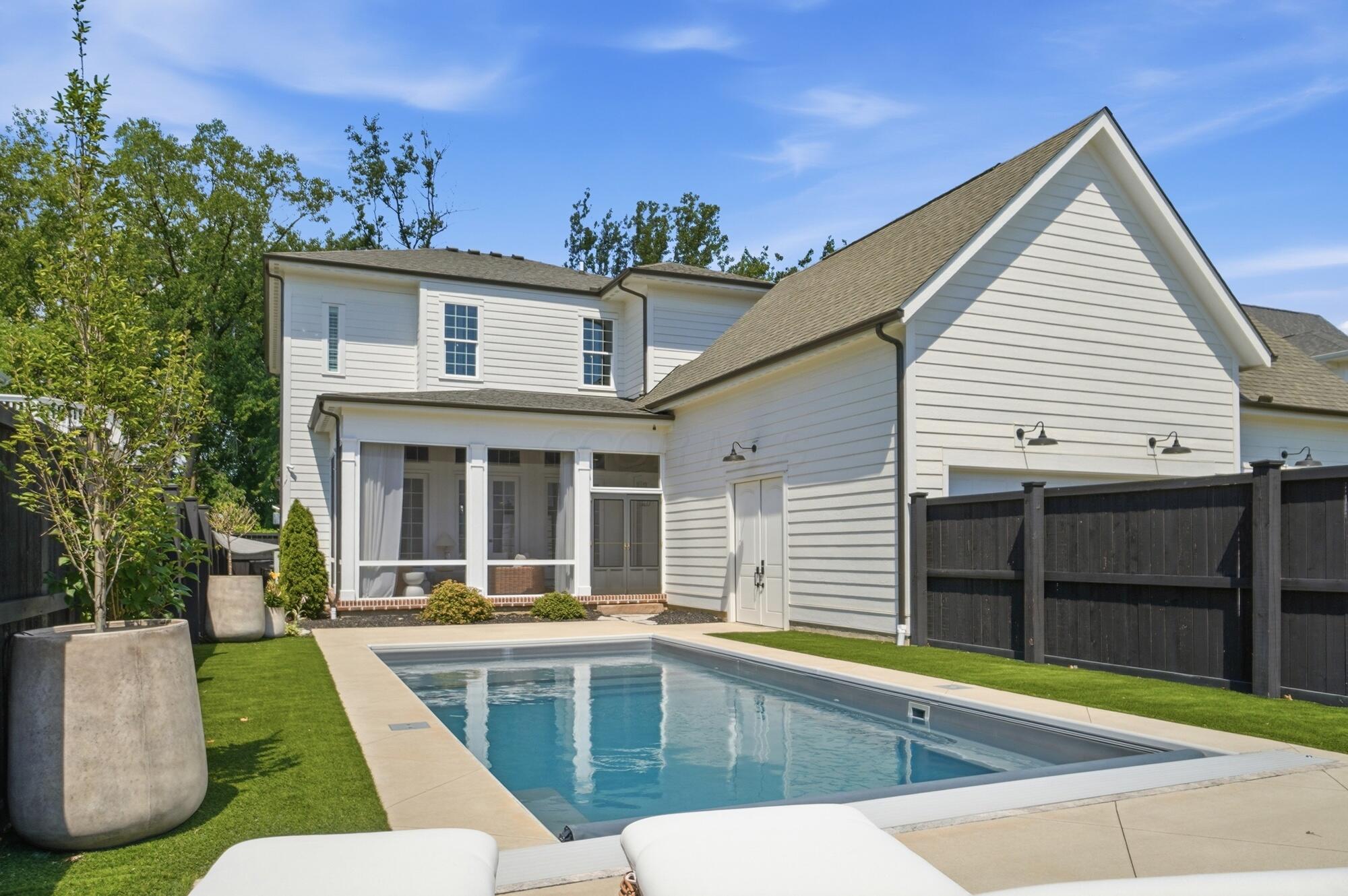 5565 Evans Farm Drive