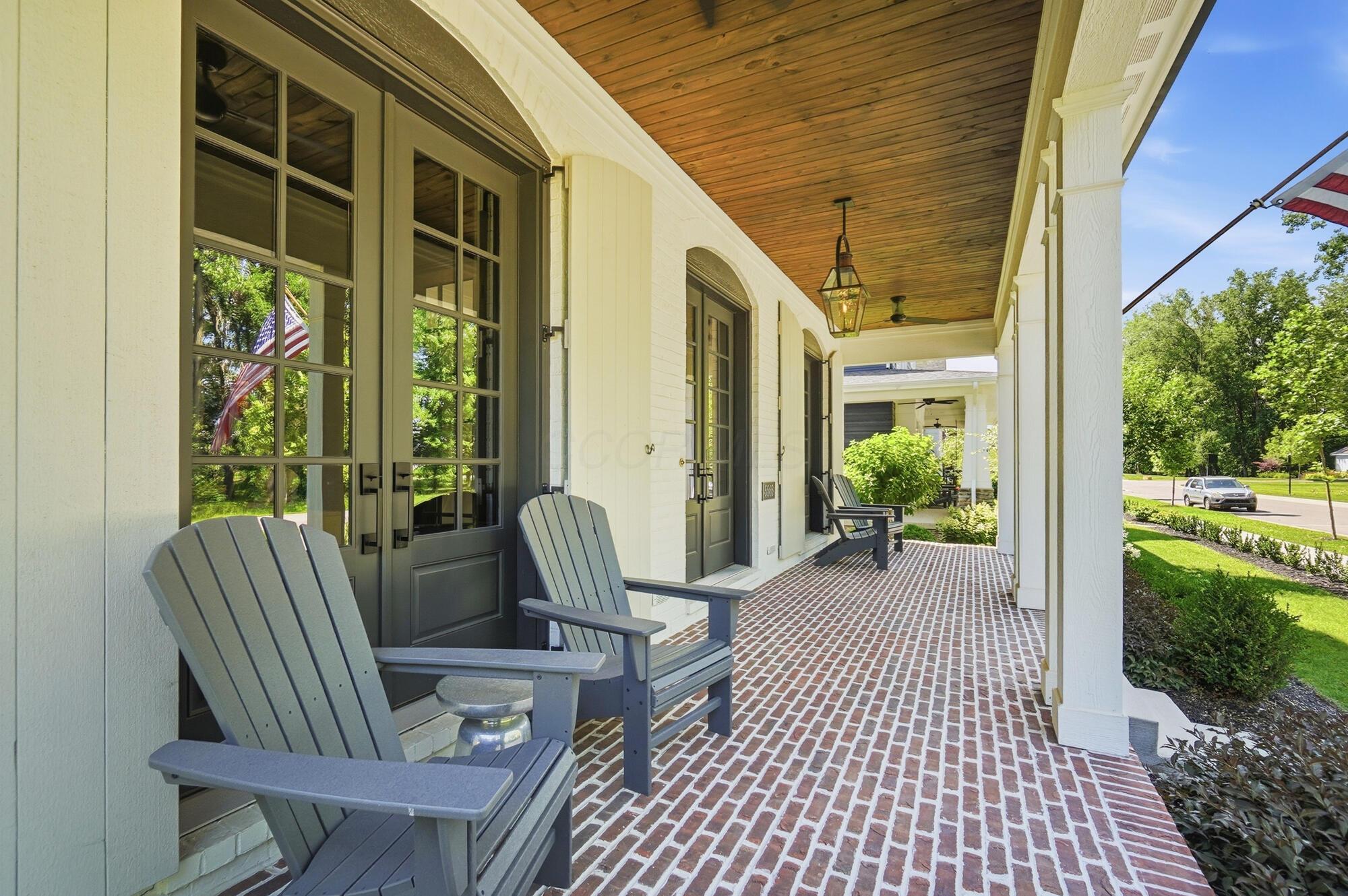 5565 Evans Farm Drive