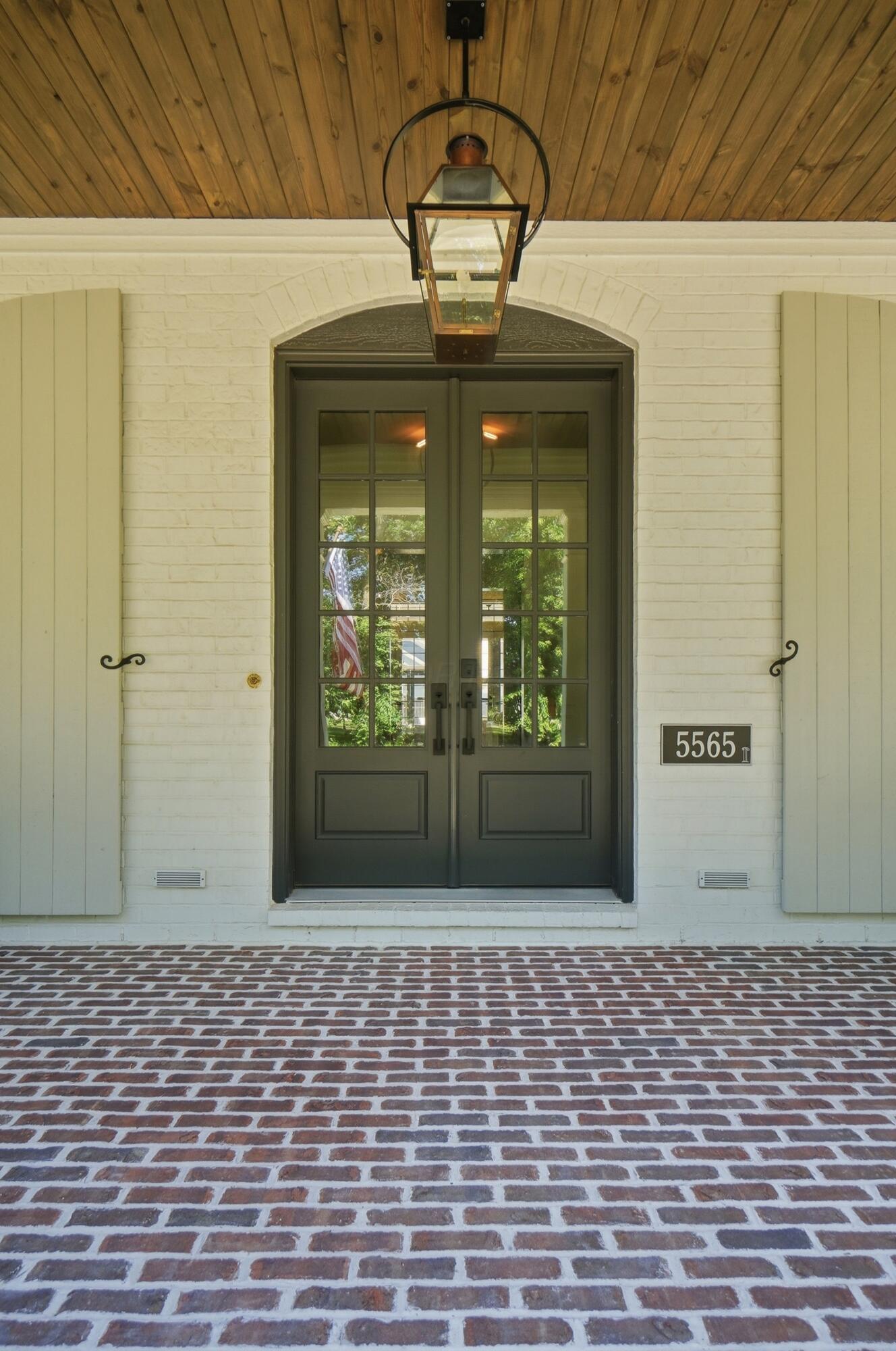 5565 Evans Farm Drive