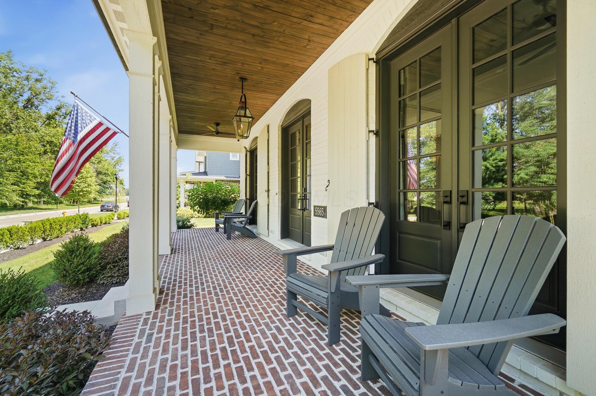 5565 Evans Farm Drive