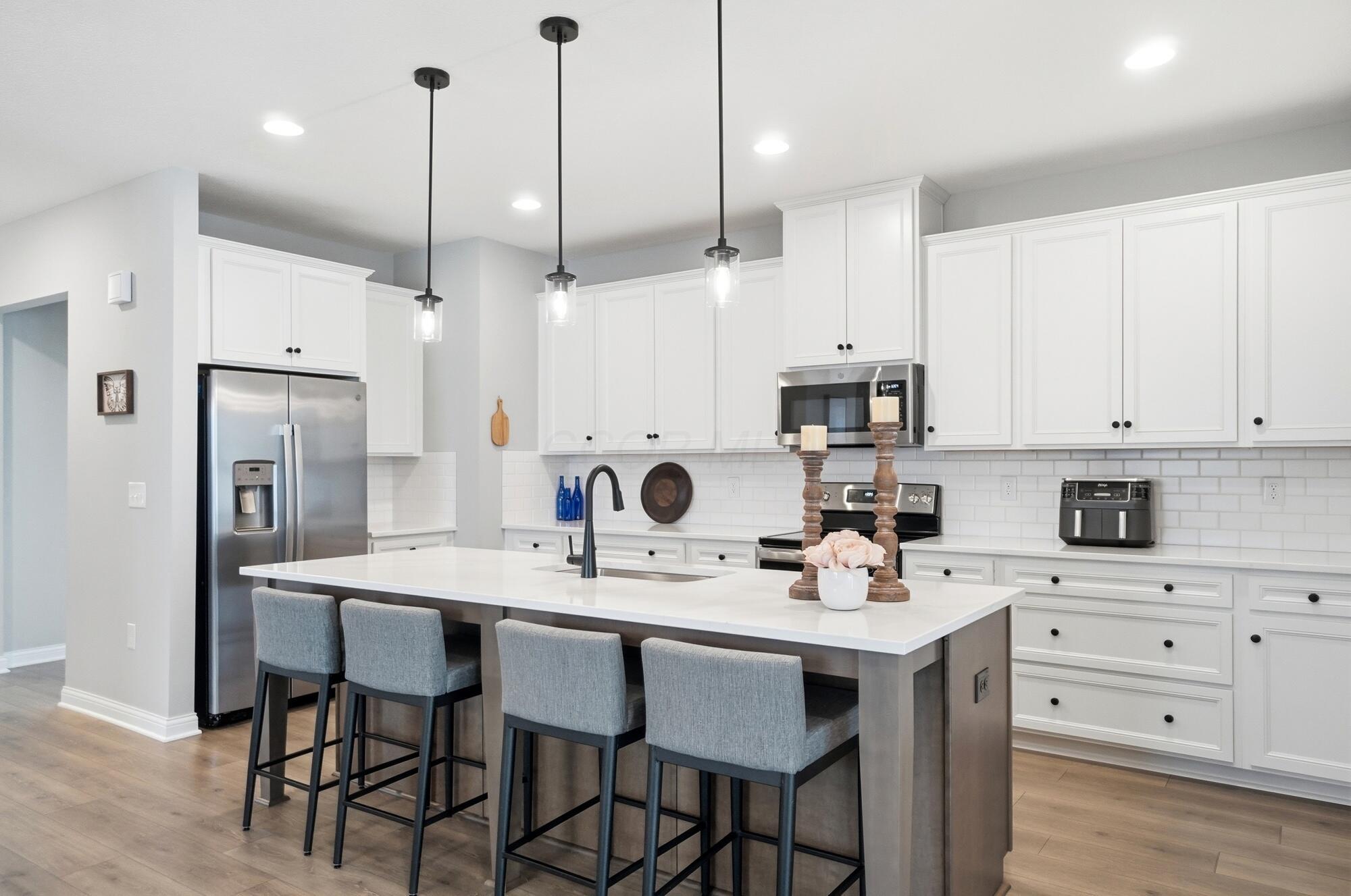 5614 Jessica Lane W