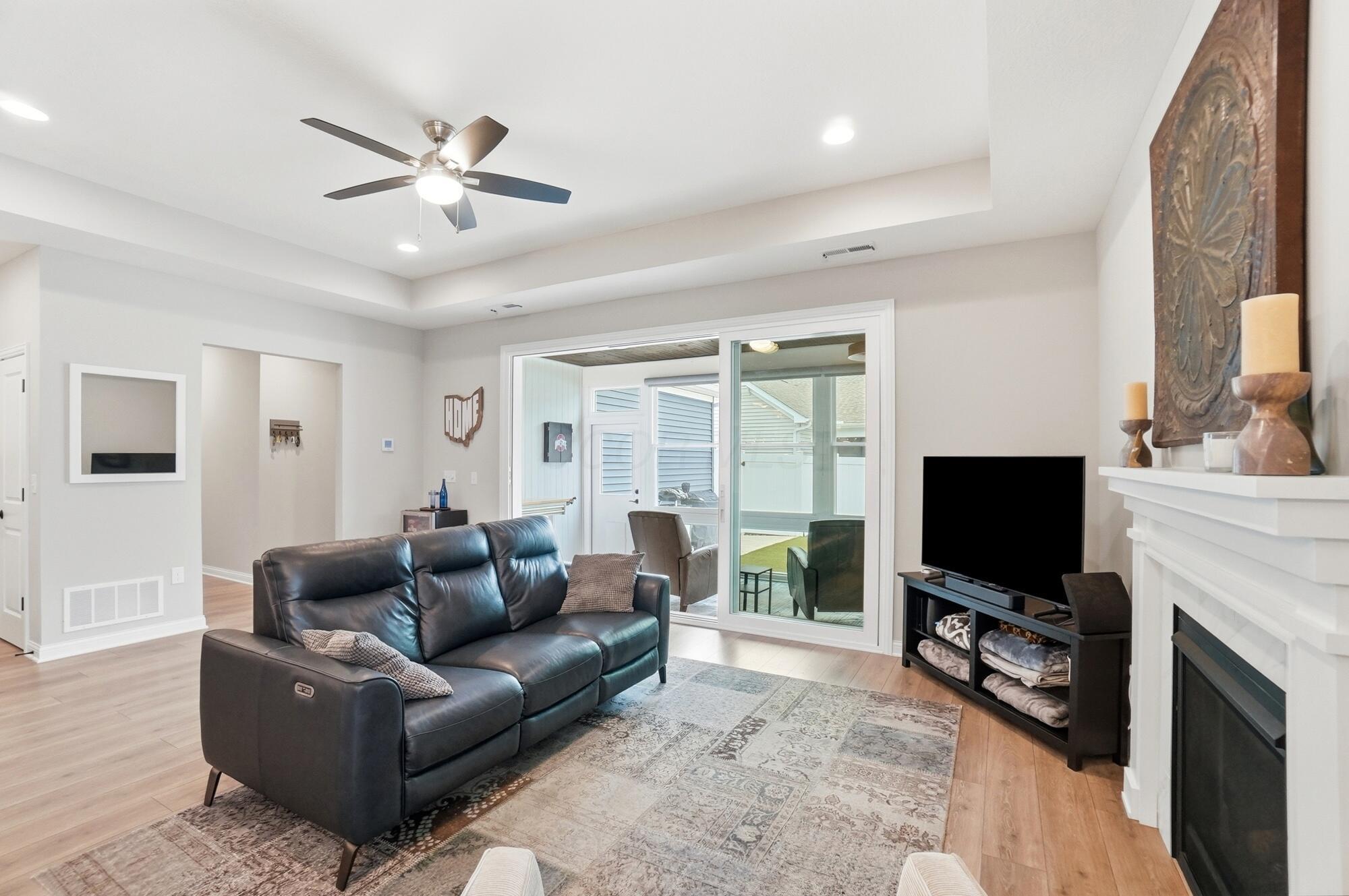 5614 Jessica Lane W
