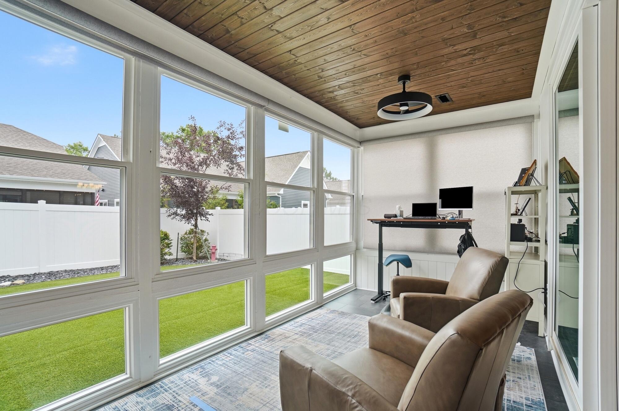 5614 Jessica Lane W