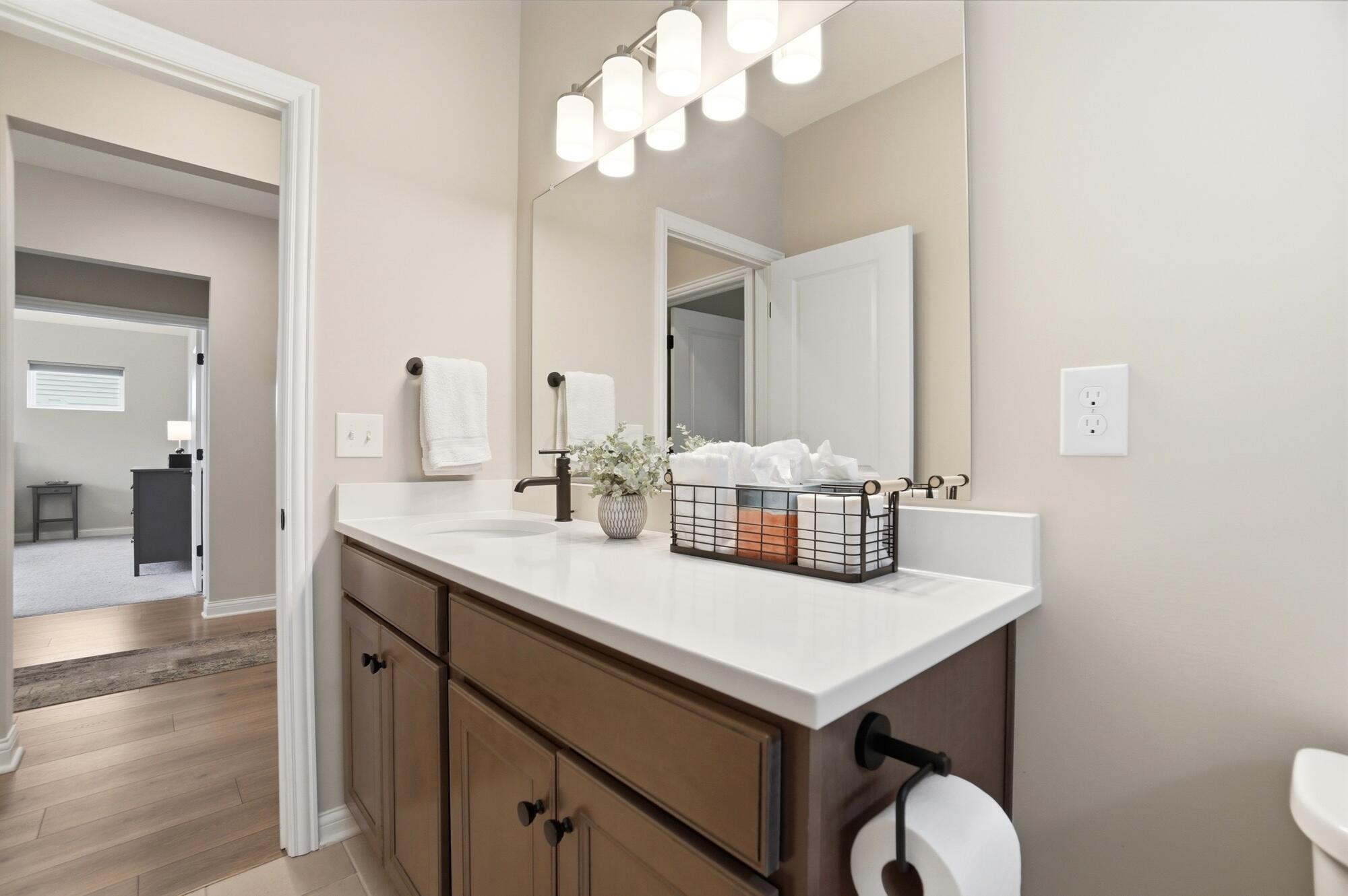 5614 Jessica Lane W
