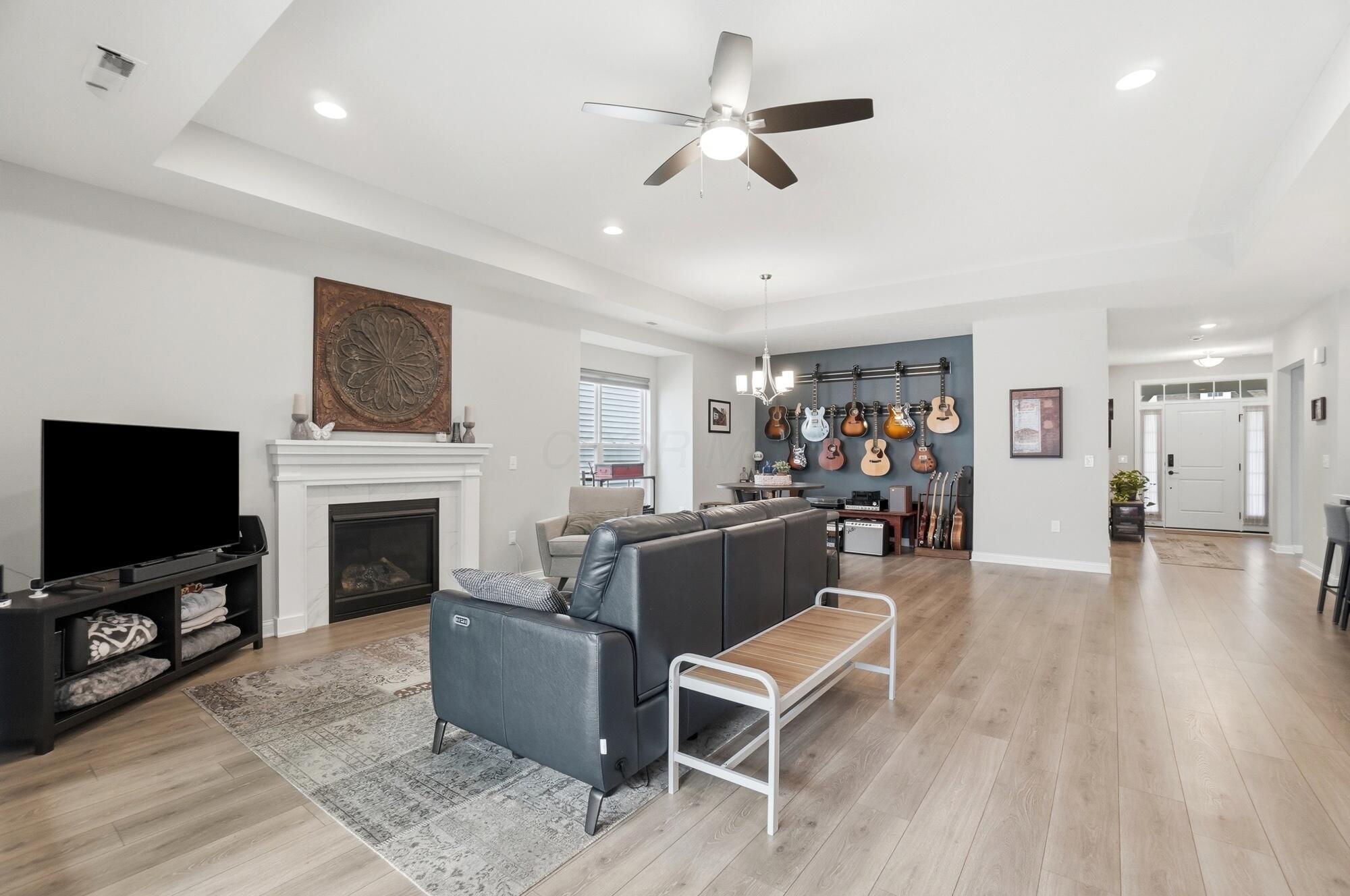 5614 Jessica Lane W