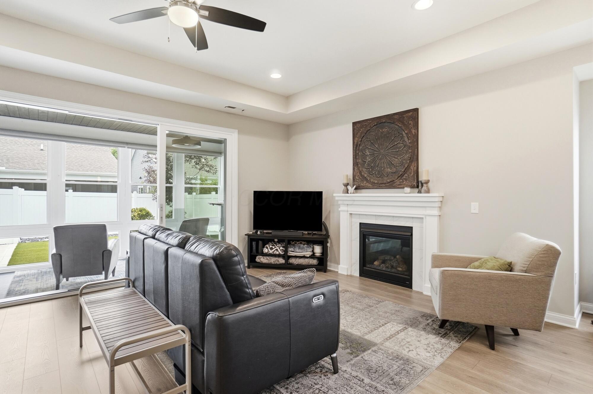 5614 Jessica Lane W