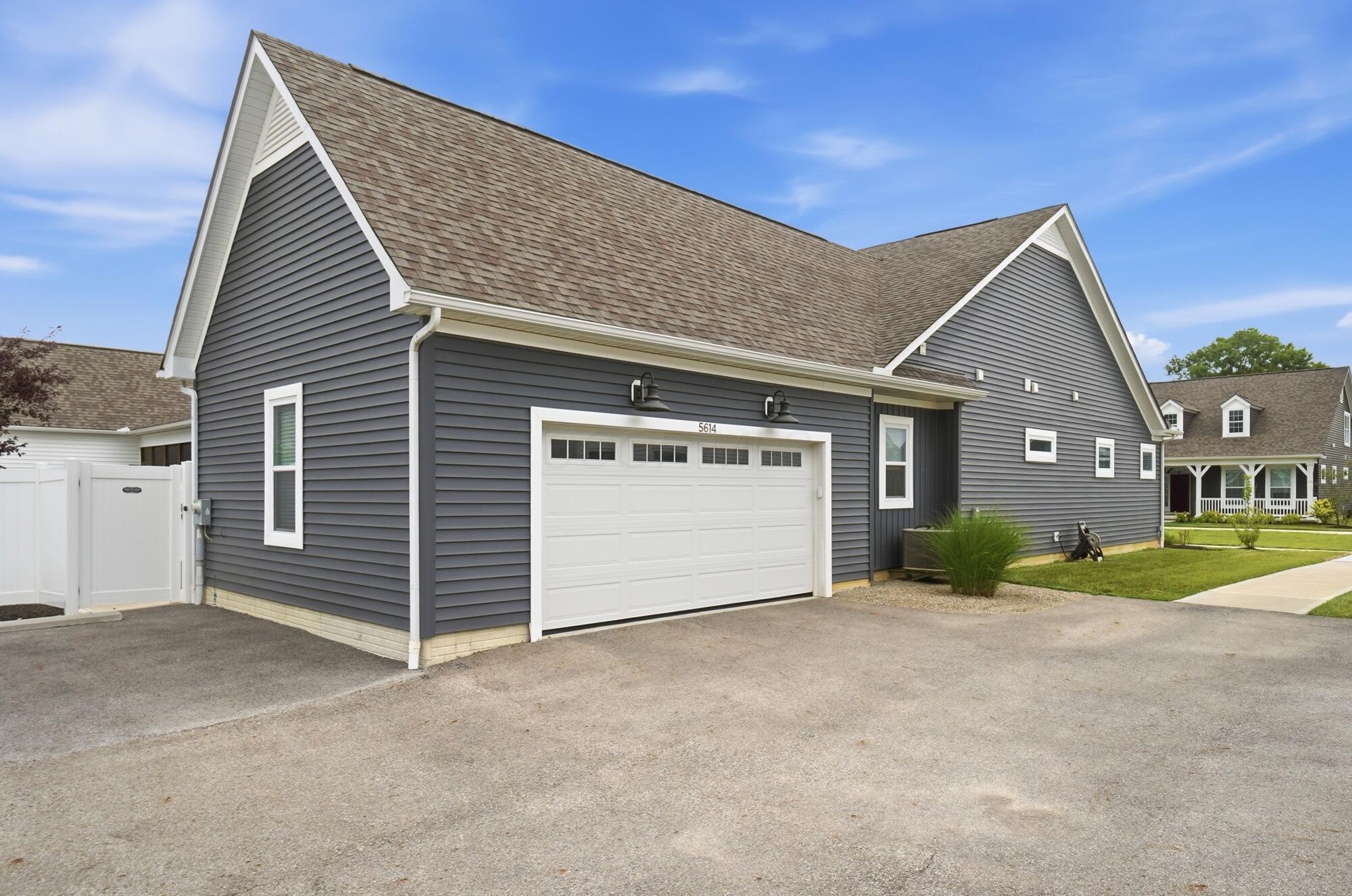 5614 Jessica Lane W