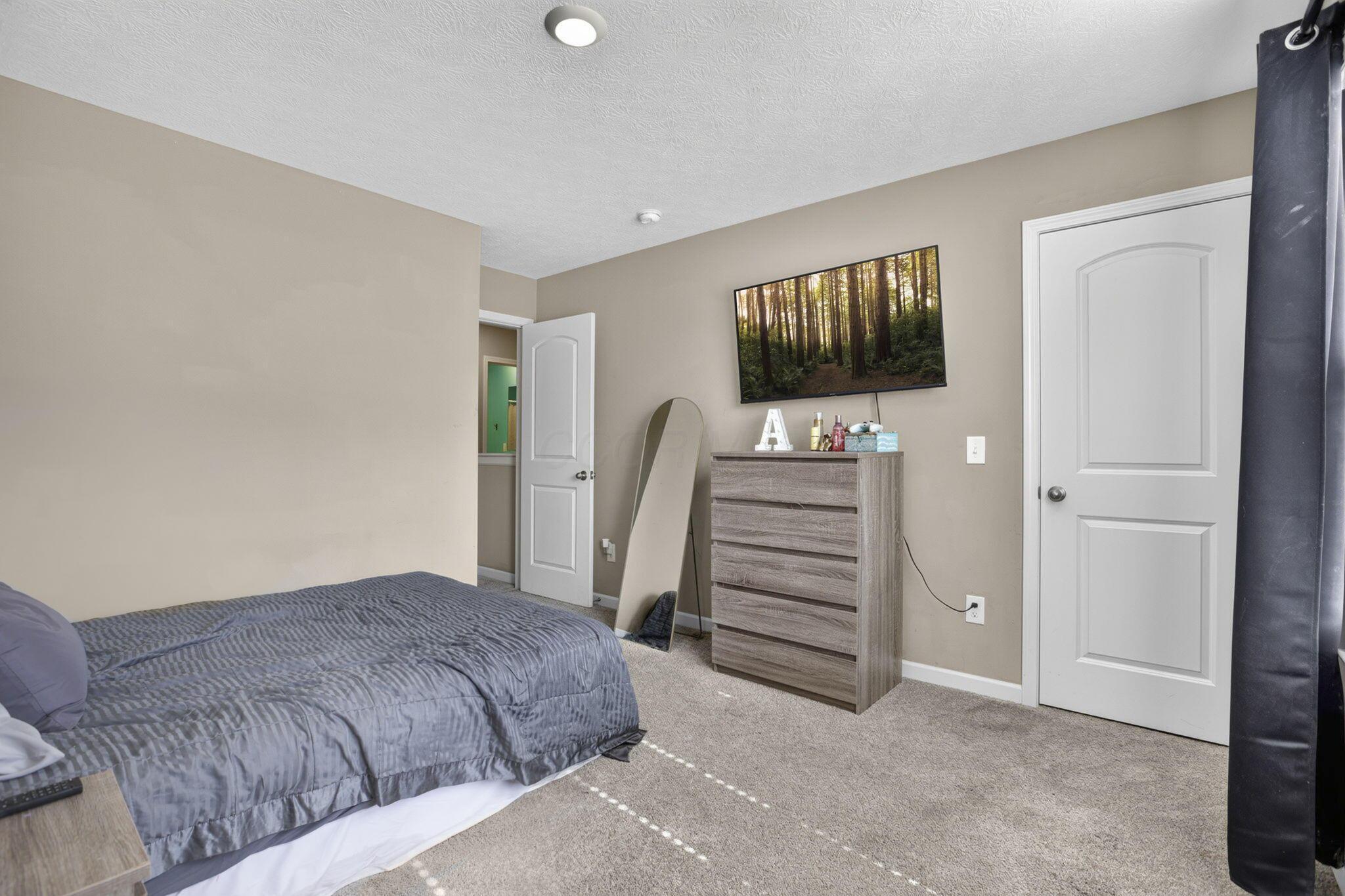 61 Scarlett Drive