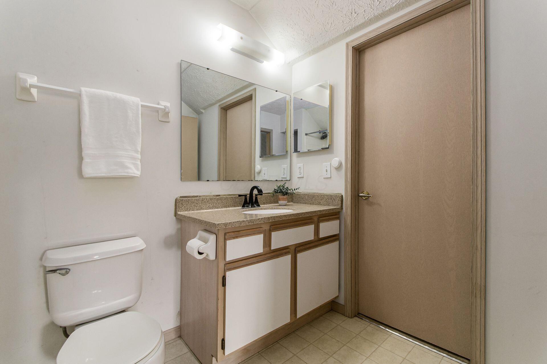 3987 Orchard View Place