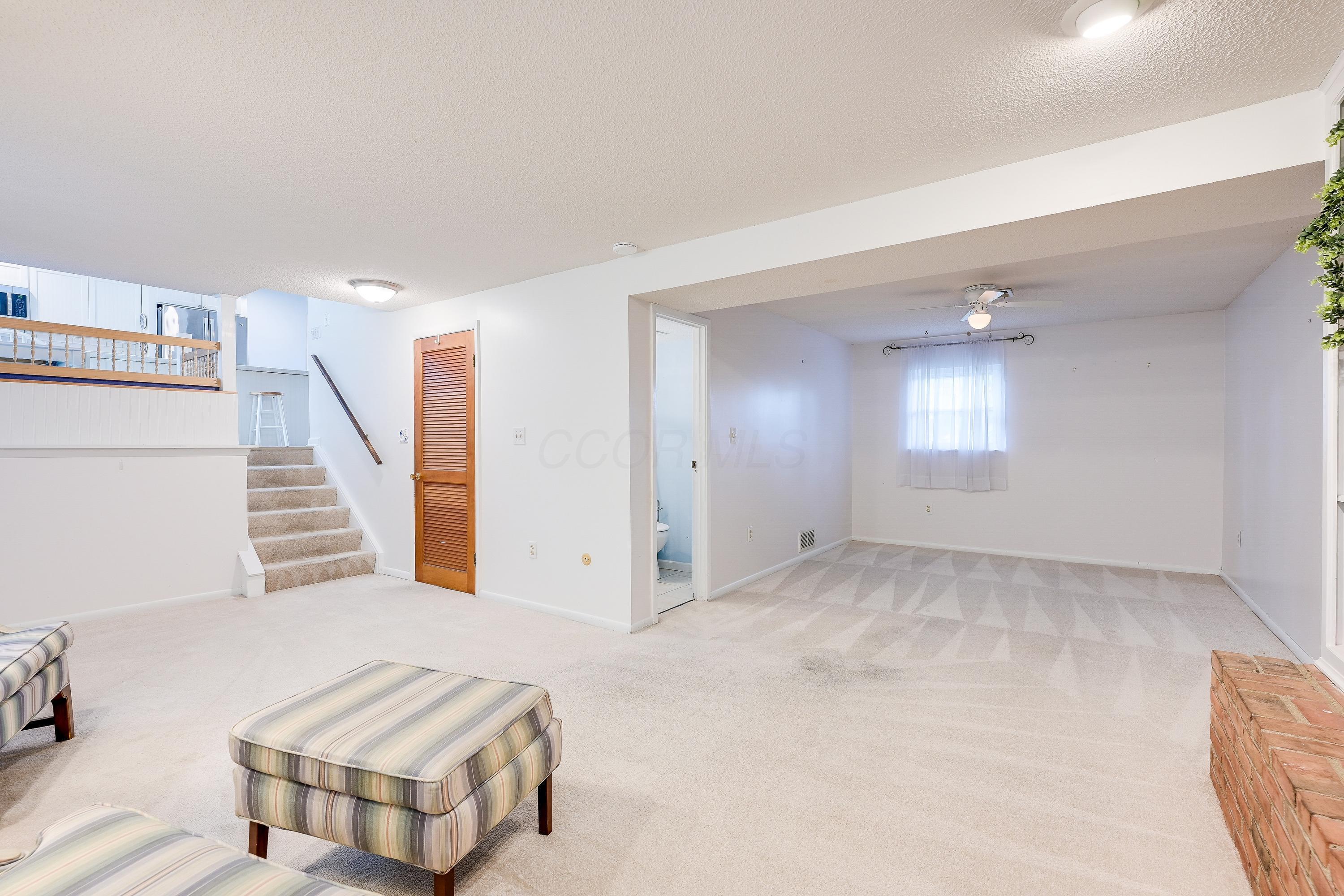 2054 Decker Court