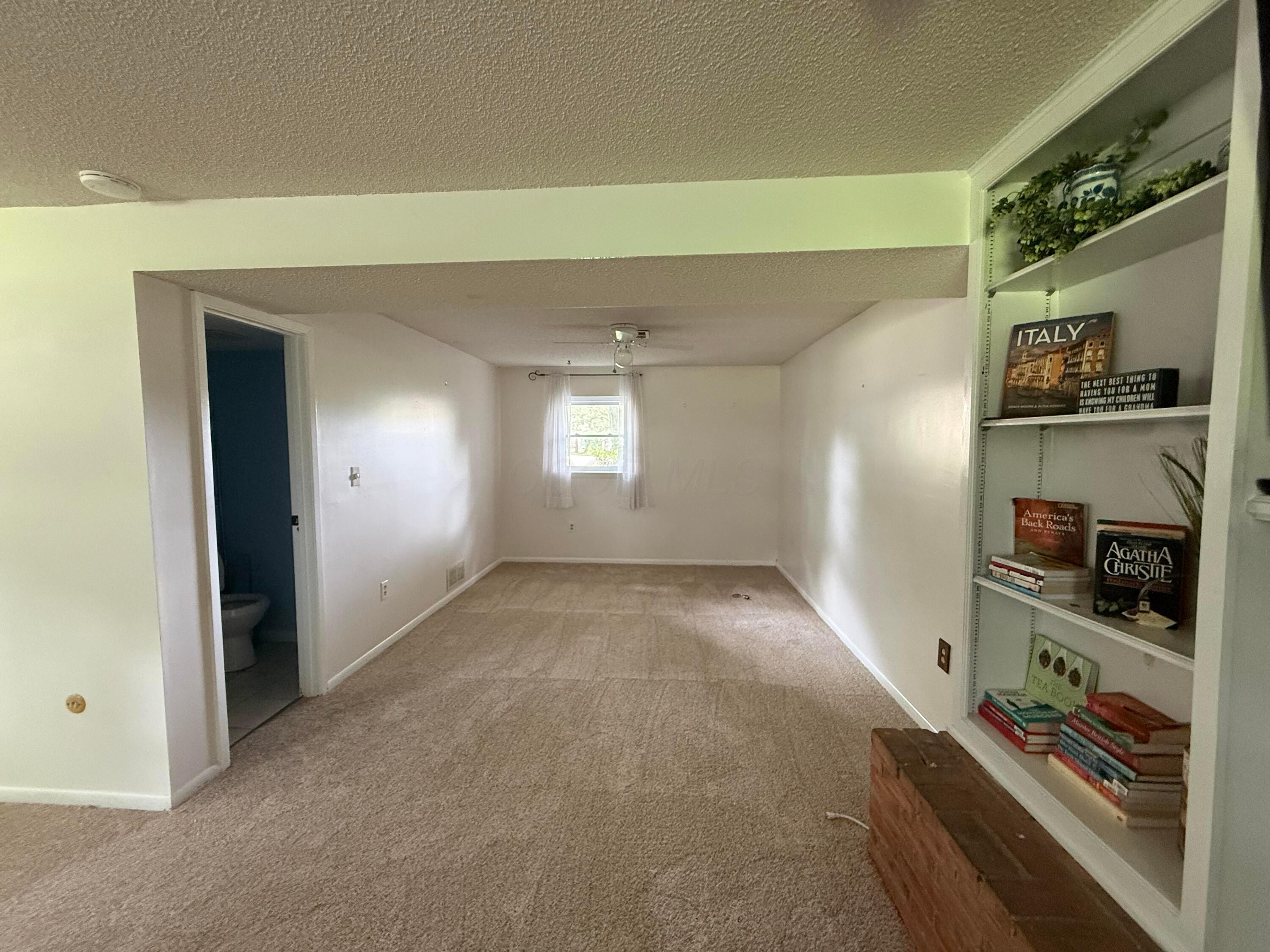 2054 Decker Court