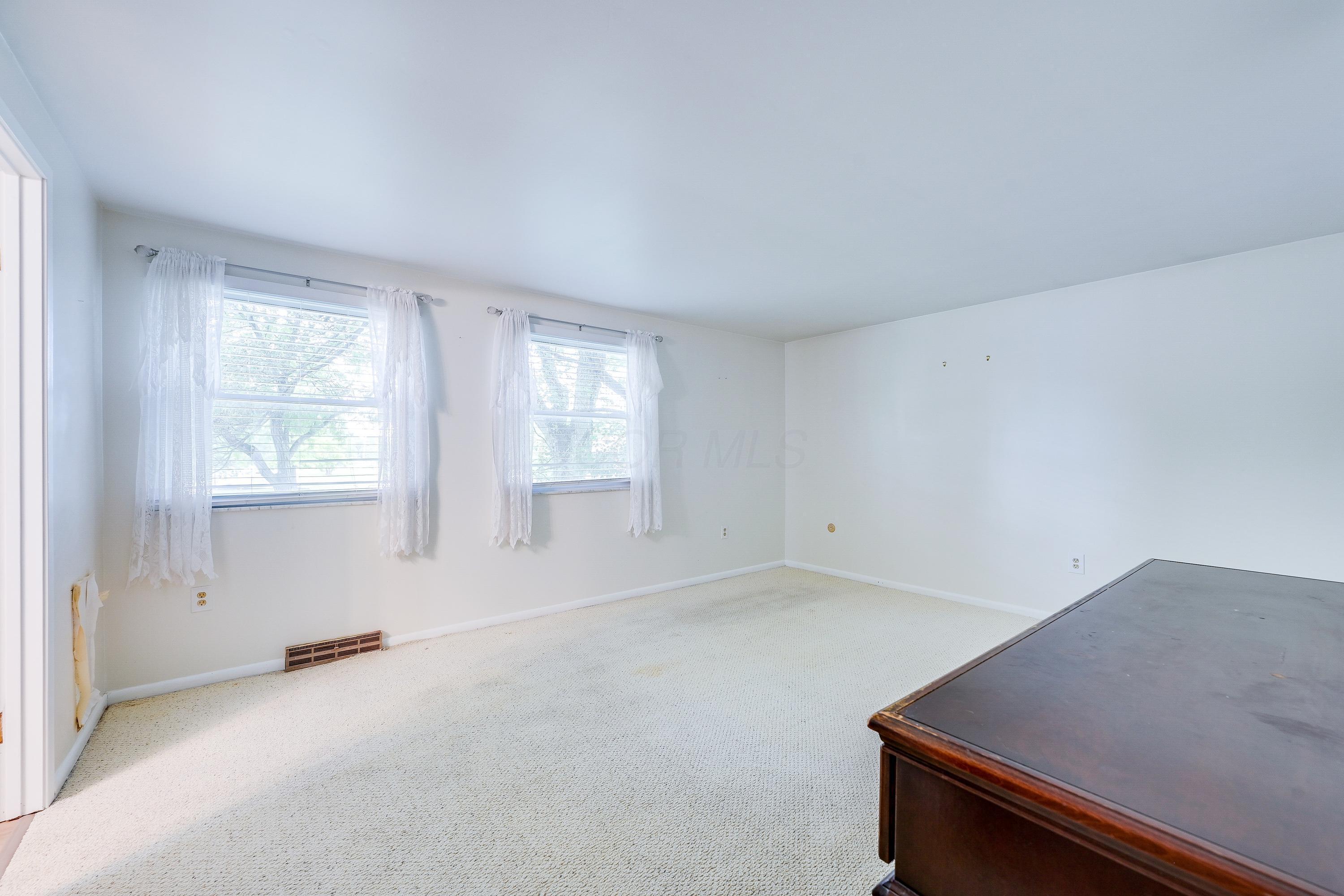 2054 Decker Court