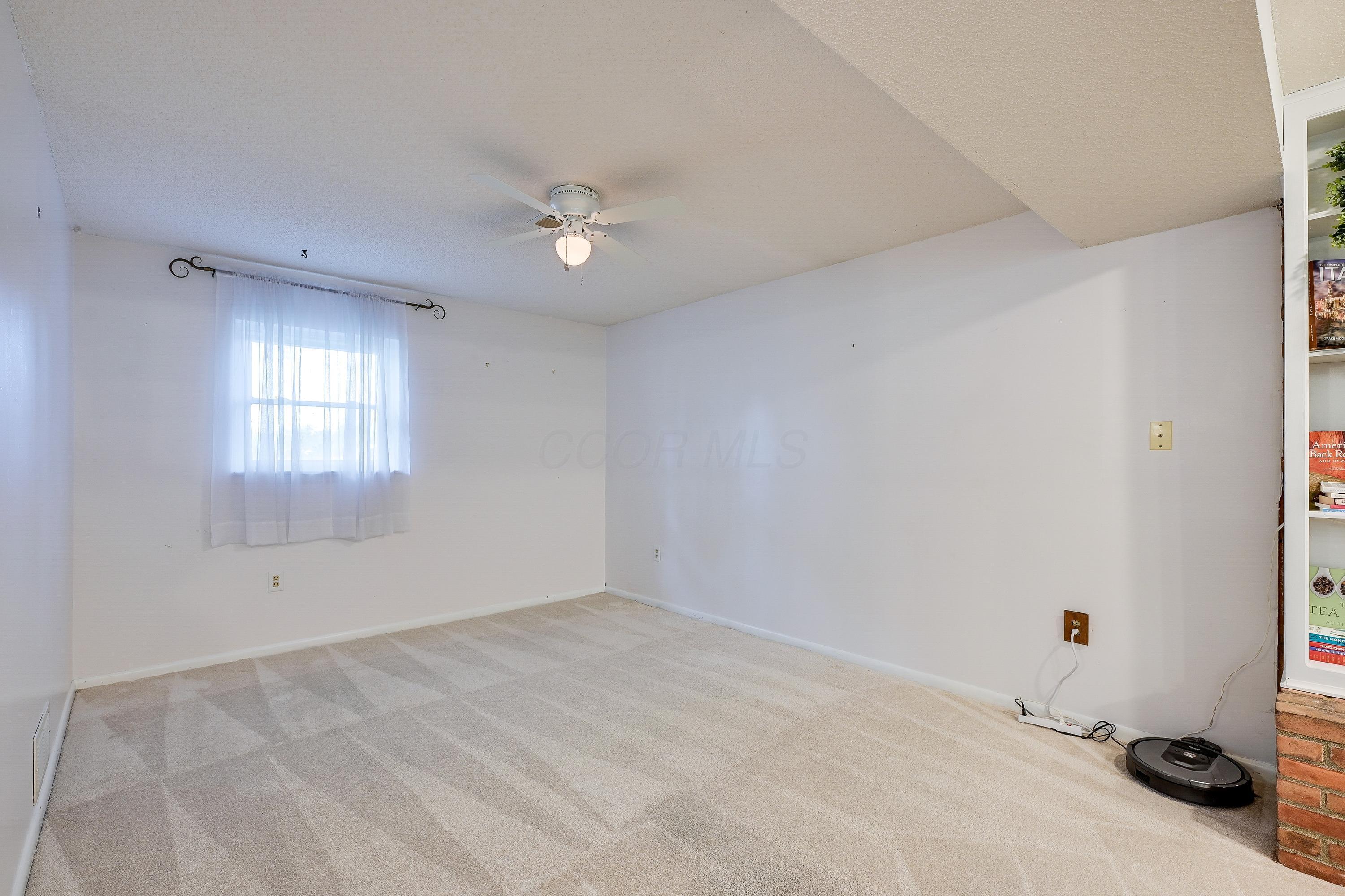 2054 Decker Court