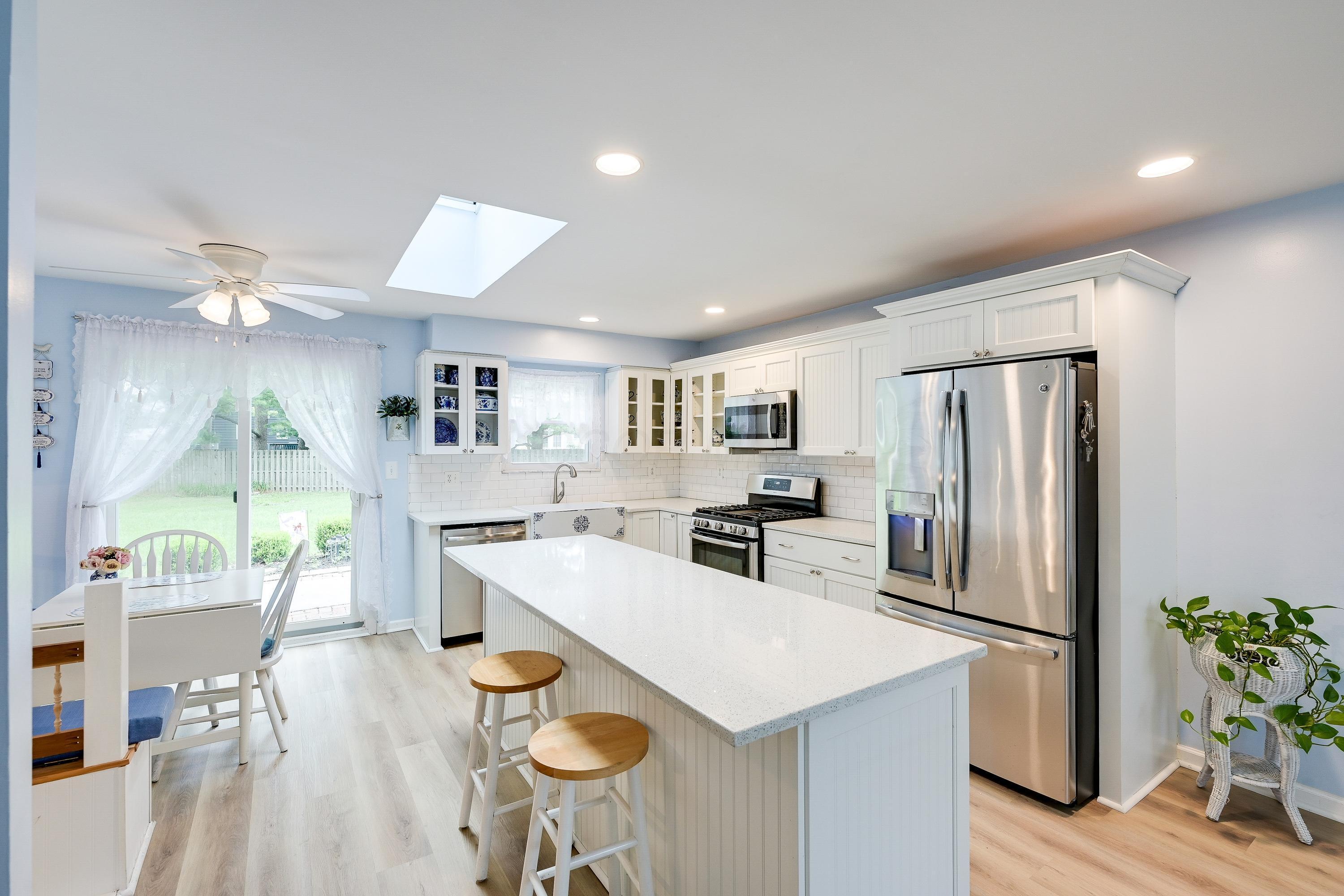 2054 Decker Court