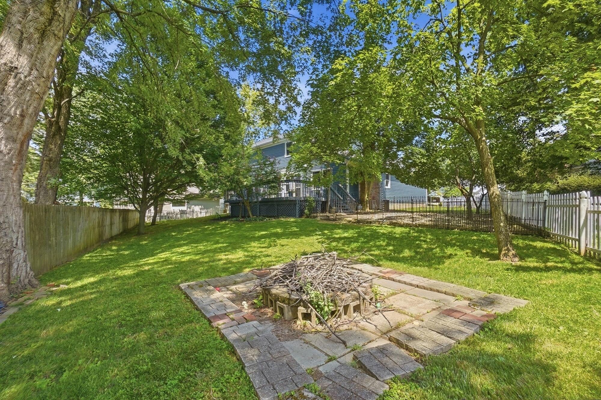 5203 Hickory Grove