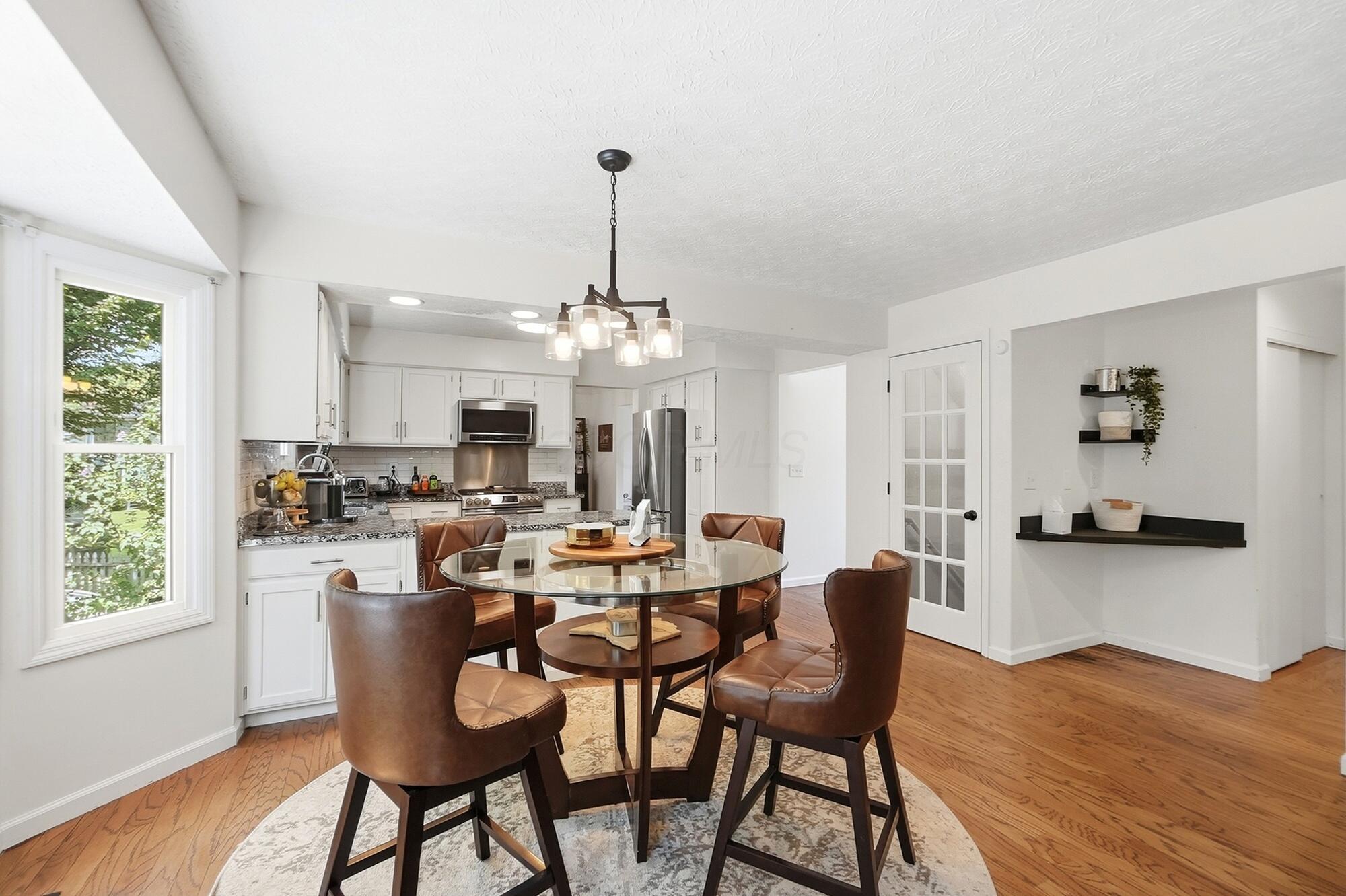 5203 Hickory Grove
